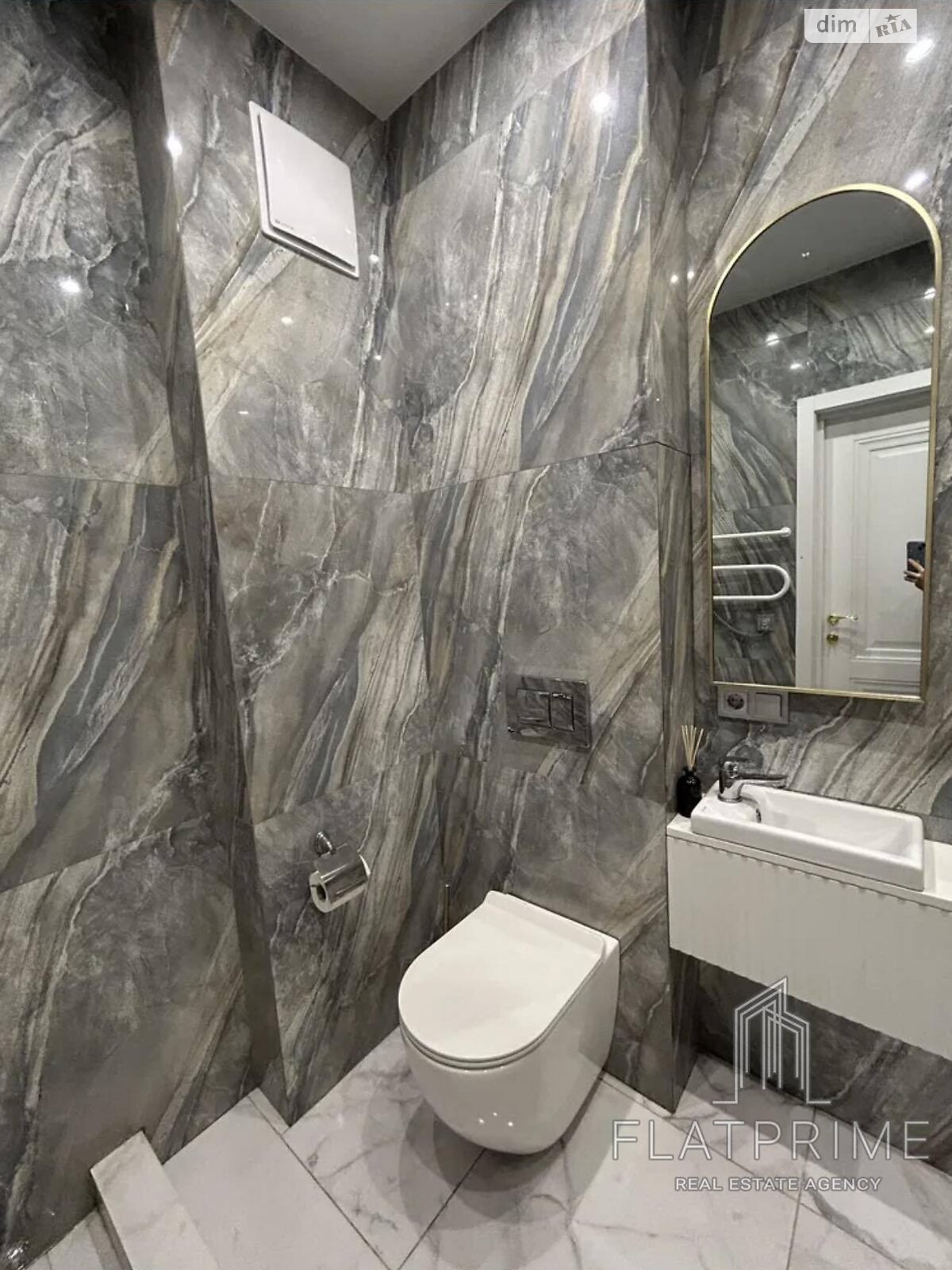 Продажа двухкомнатной квартиры в Киеве, на ул. Заречная 6 корпус 1, район Дарницкий фото 1