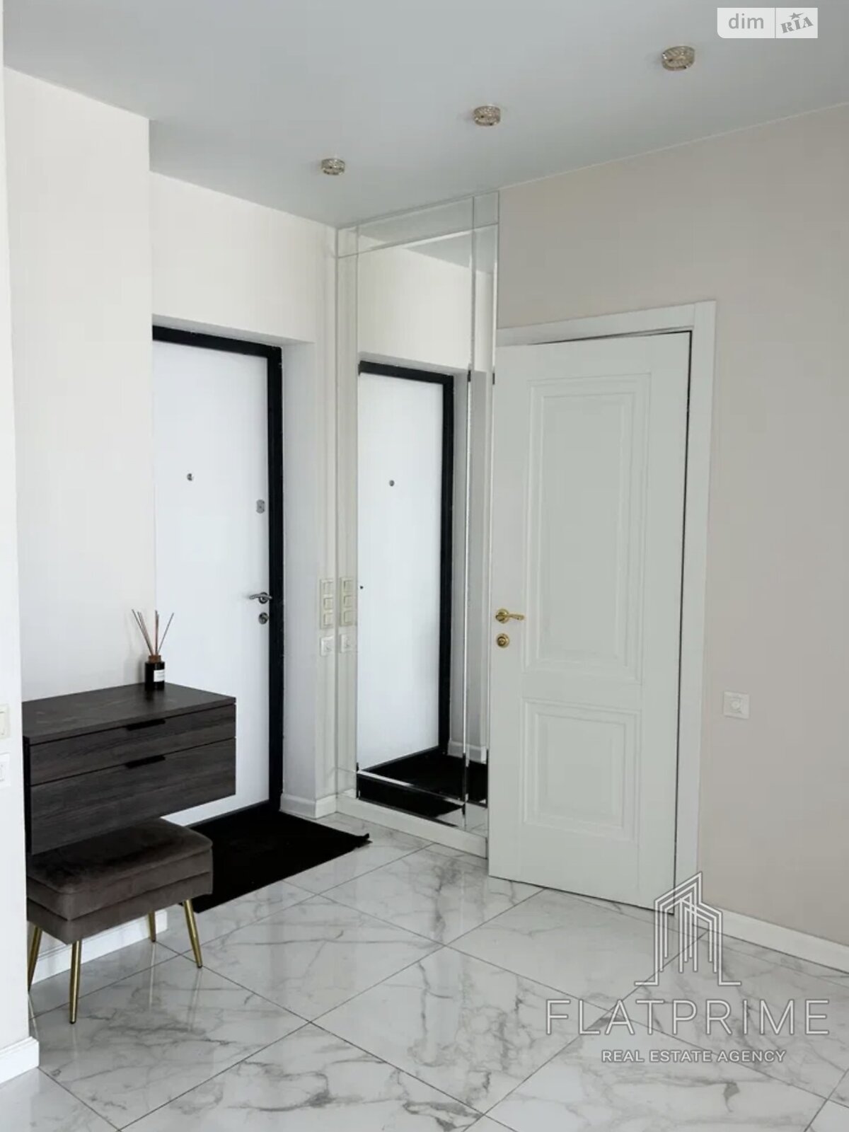 Продажа двухкомнатной квартиры в Киеве, на ул. Заречная 6 корпус 1, район Дарницкий фото 1