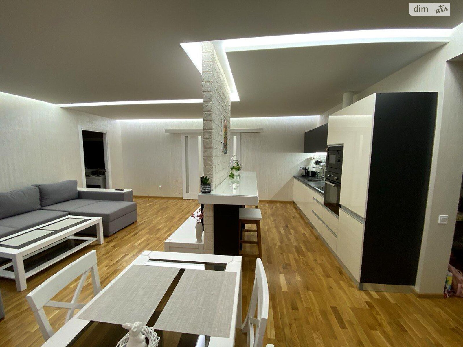 Продажа двухкомнатной квартиры в Киеве, на ул. Заречная 1Г, район Дарницкий фото 1