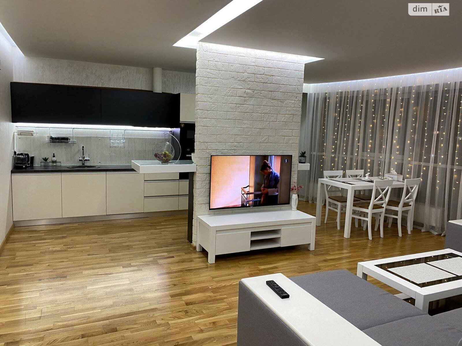 Продажа двухкомнатной квартиры в Киеве, на ул. Заречная 1Г, район Дарницкий фото 1