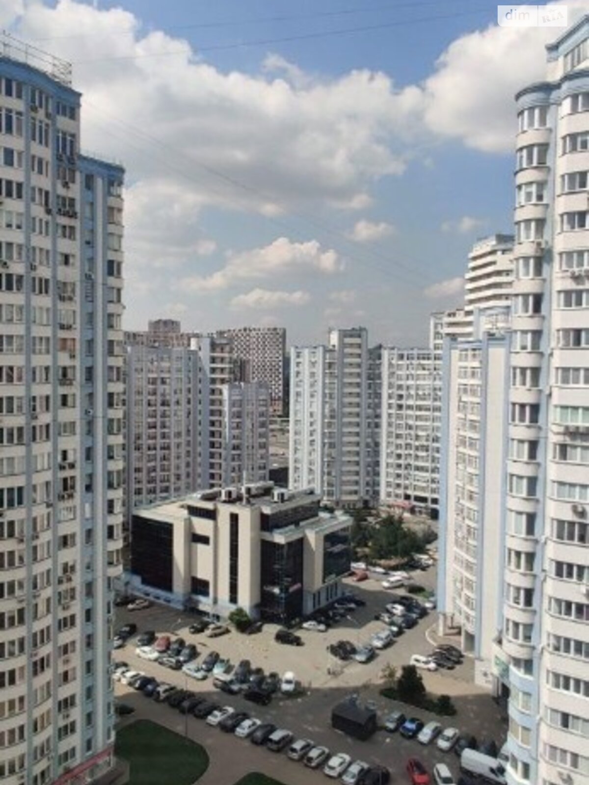 Продаж трикімнатної квартири в Києві, на вул. Завальна 10, район Дарницький фото 1