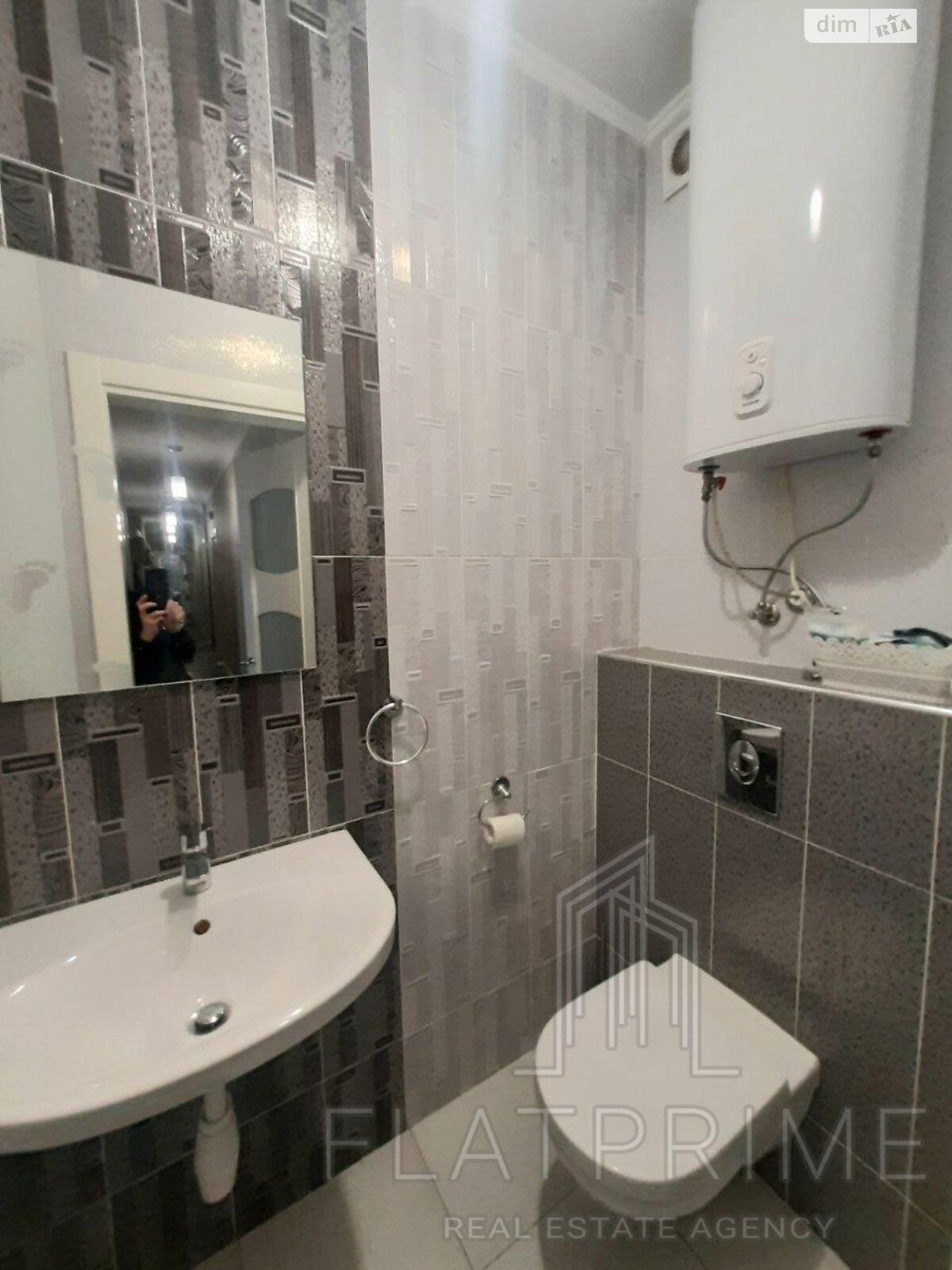 Продажа трехкомнатной квартиры в Киеве, на ул. Завальная 10Б, район Дарницкий фото 1 Продажа трехкомнатной квартиры в Киеве, на ул. Завальная 10Б, район Дарницкий фото 1