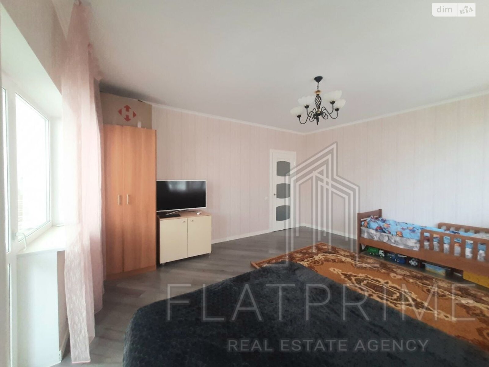 Продажа трехкомнатной квартиры в Киеве, на ул. Завальная 10Б, район Дарницкий фото 1 Продажа трехкомнатной квартиры в Киеве, на ул. Завальная 10Б, район Дарницкий фото 1