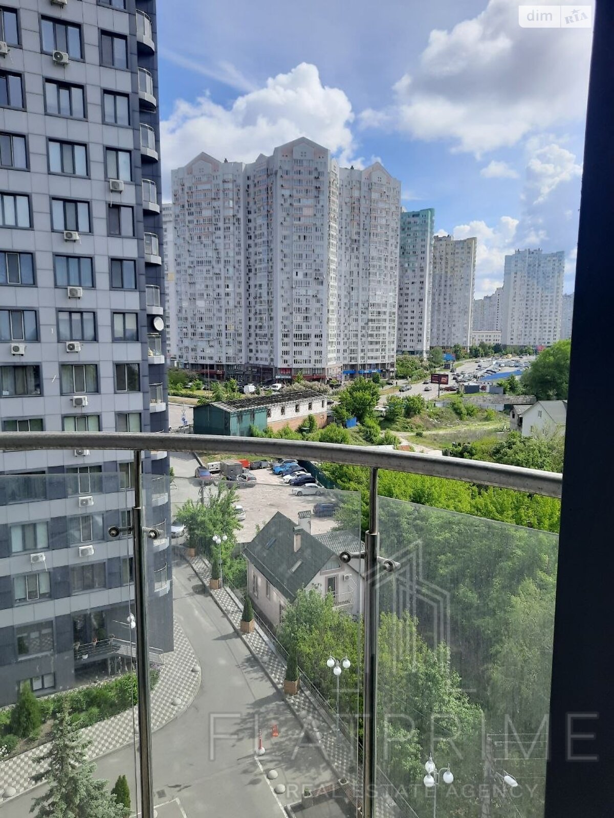 Продажа трехкомнатной квартиры в Киеве, на ул. Завальная 10Б, район Дарницкий фото 1 Продажа трехкомнатной квартиры в Киеве, на ул. Завальная 10Б, район Дарницкий фото 1