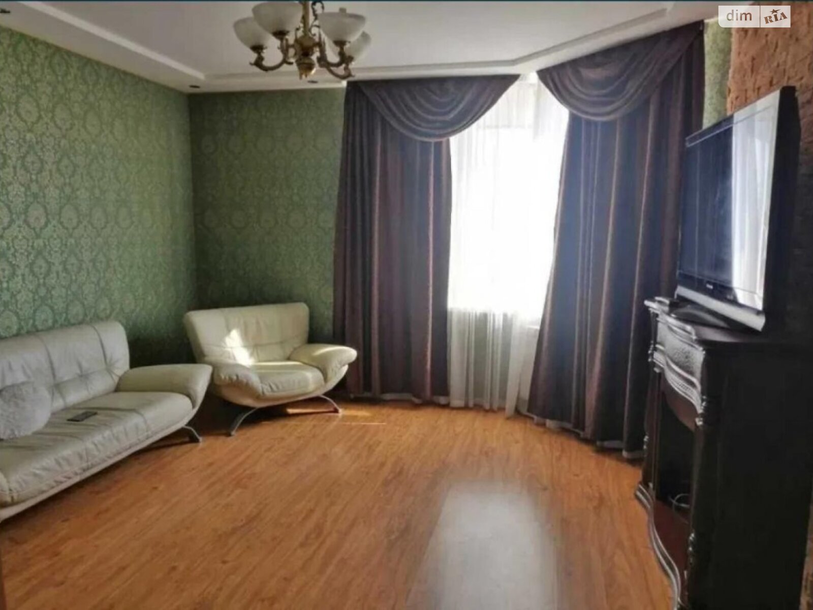 Продаж трикімнатної квартири в Києві, на вул. Здолбунівська 9Б, район Дарницький фото 1 Продаж трикімнатної квартири в Києві, на вул. Здолбунівська 9Б, район Дарницький фото 1