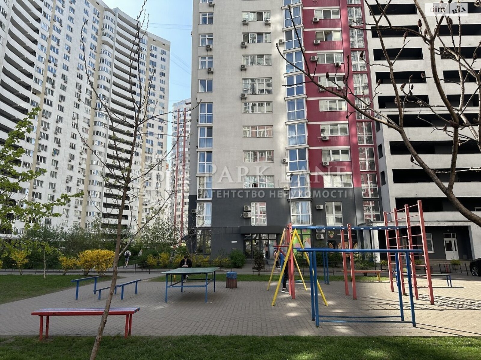 Продаж однокімнатної квартири в Києві, на вул. Драгоманова 2, район Дарницький фото 1