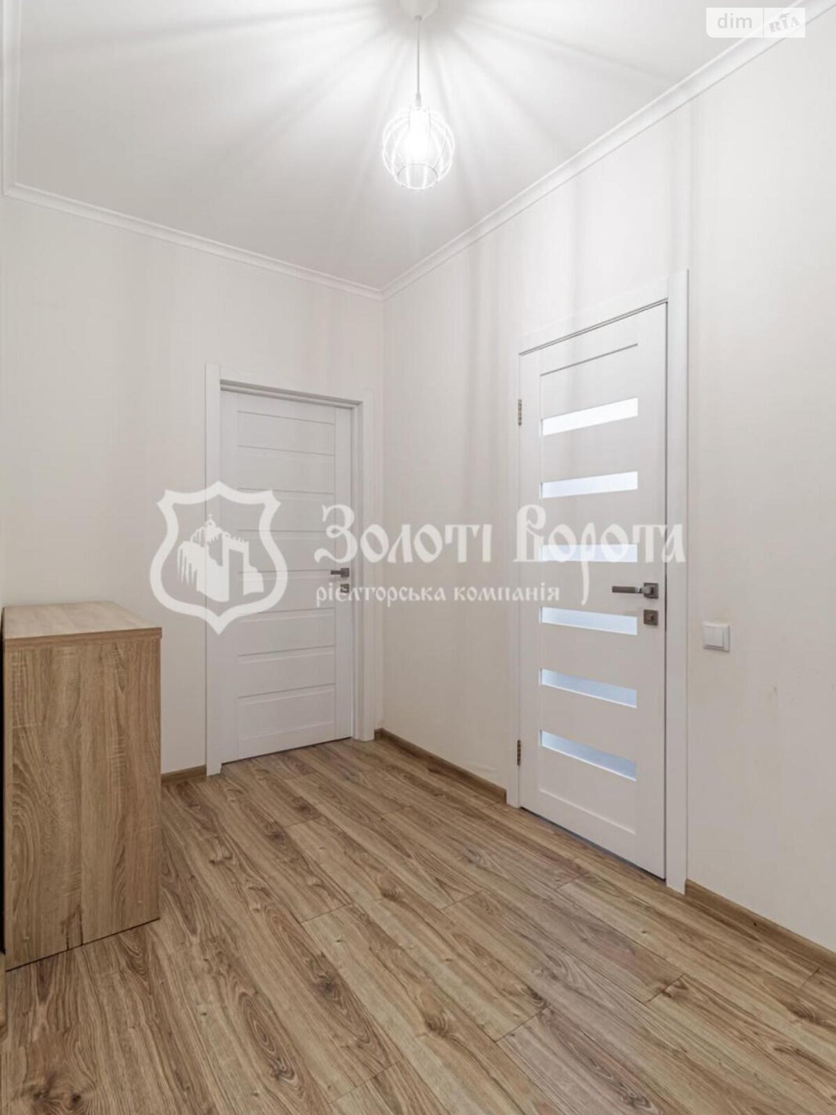 Продаж трикімнатної квартири в Києві, на вул. Олени Пчілки 8, район Дарницький фото 1 Продаж трикімнатної квартири в Києві, на вул. Олени Пчілки 8, район Дарницький фото 1