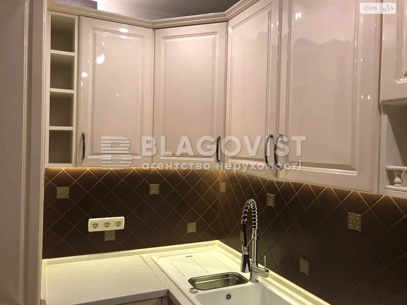 Продажа трехкомнатной квартиры в Киеве, на ул. Дегтяревская 25А, фото 1 Продажа трехкомнатной квартиры в Киеве, на ул. Дегтяревская 25А, фото 1
