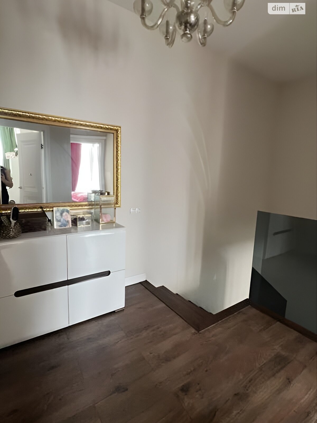 Продажа трехкомнатной квартиры в Киеве, на ул. Демеевская 13, район Демеевка фото 1 Продажа трехкомнатной квартиры в Киеве, на ул. Демеевская 13, район Демеевка фото 1