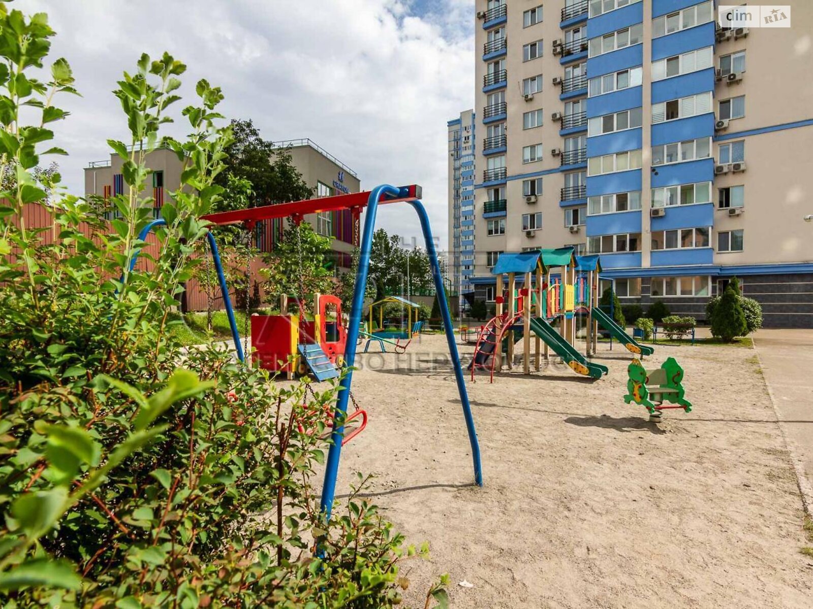 Продаж трикімнатної квартири в Києві, на вул. Деміївська 16, район Деміївка фото 1 Продаж трикімнатної квартири в Києві, на вул. Деміївська 16, район Деміївка фото 1