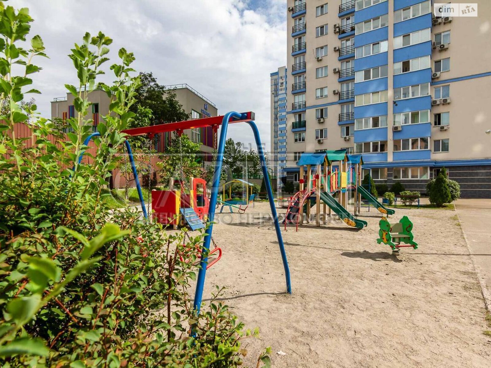 Продажа трехкомнатной квартиры в Киеве, на ул. Демеевская 16, район Демеевка фото 1 Продажа трехкомнатной квартиры в Киеве, на ул. Демеевская 16, район Демеевка фото 1
