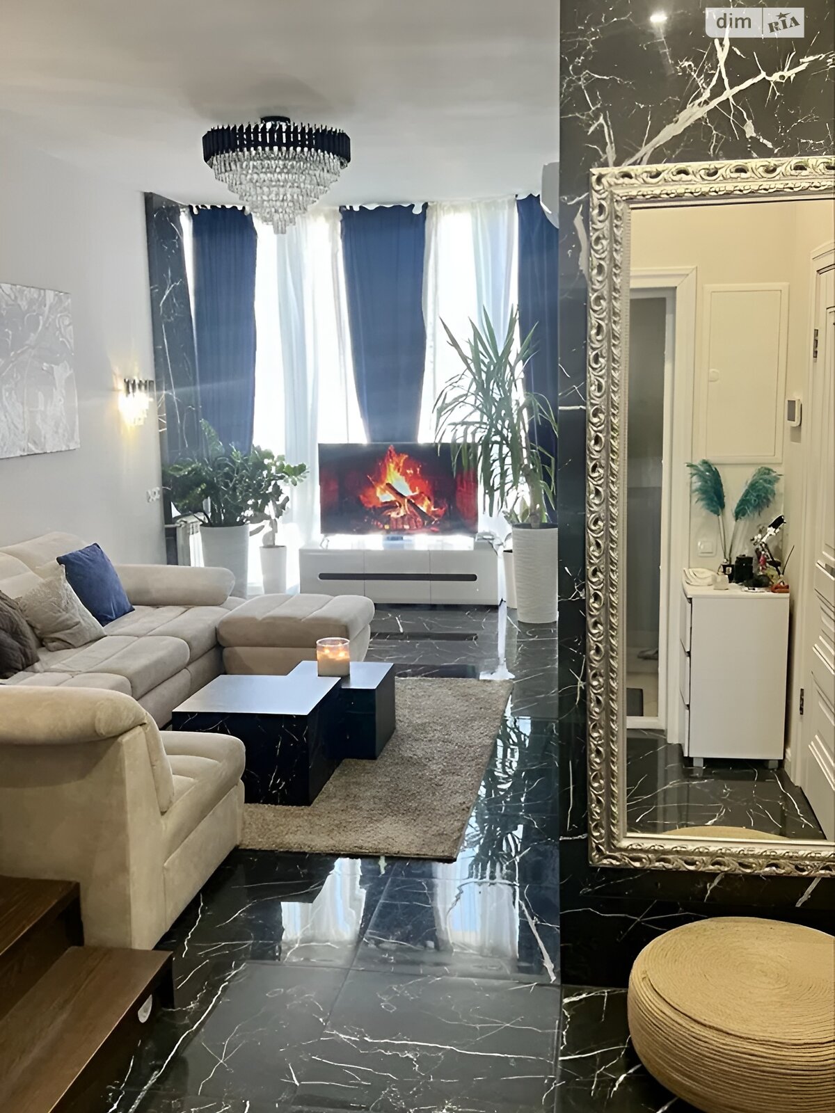 Продажа трехкомнатной квартиры в Киеве, на ул. Демеевская 13, район Демеевка фото 1 Продажа трехкомнатной квартиры в Киеве, на ул. Демеевская 13, район Демеевка фото 1