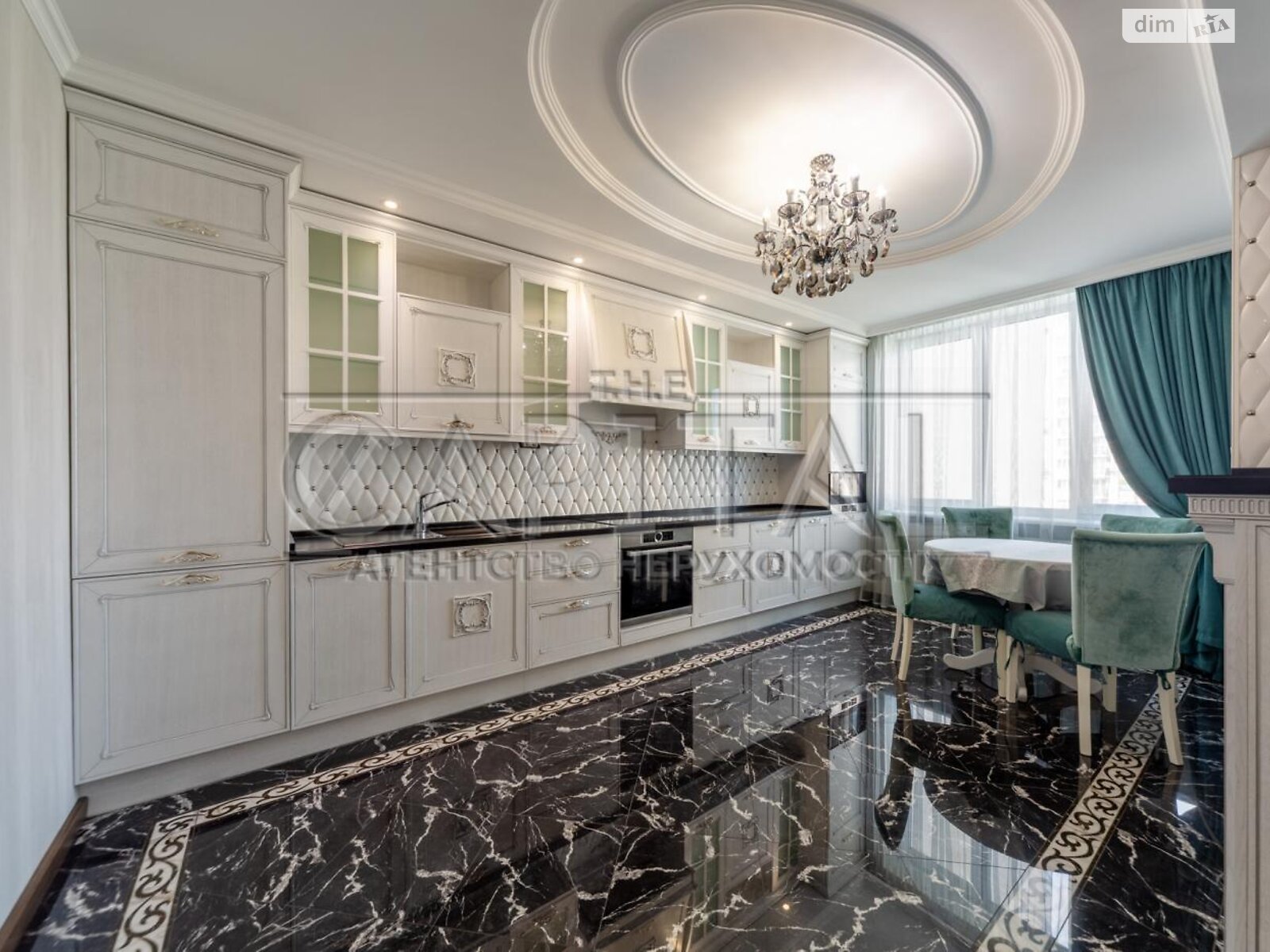 Продажа трехкомнатной квартиры в Киеве, на ул. Демеевская 13, район Демеевка фото 1 Продажа трехкомнатной квартиры в Киеве, на ул. Демеевская 13, район Демеевка фото 1