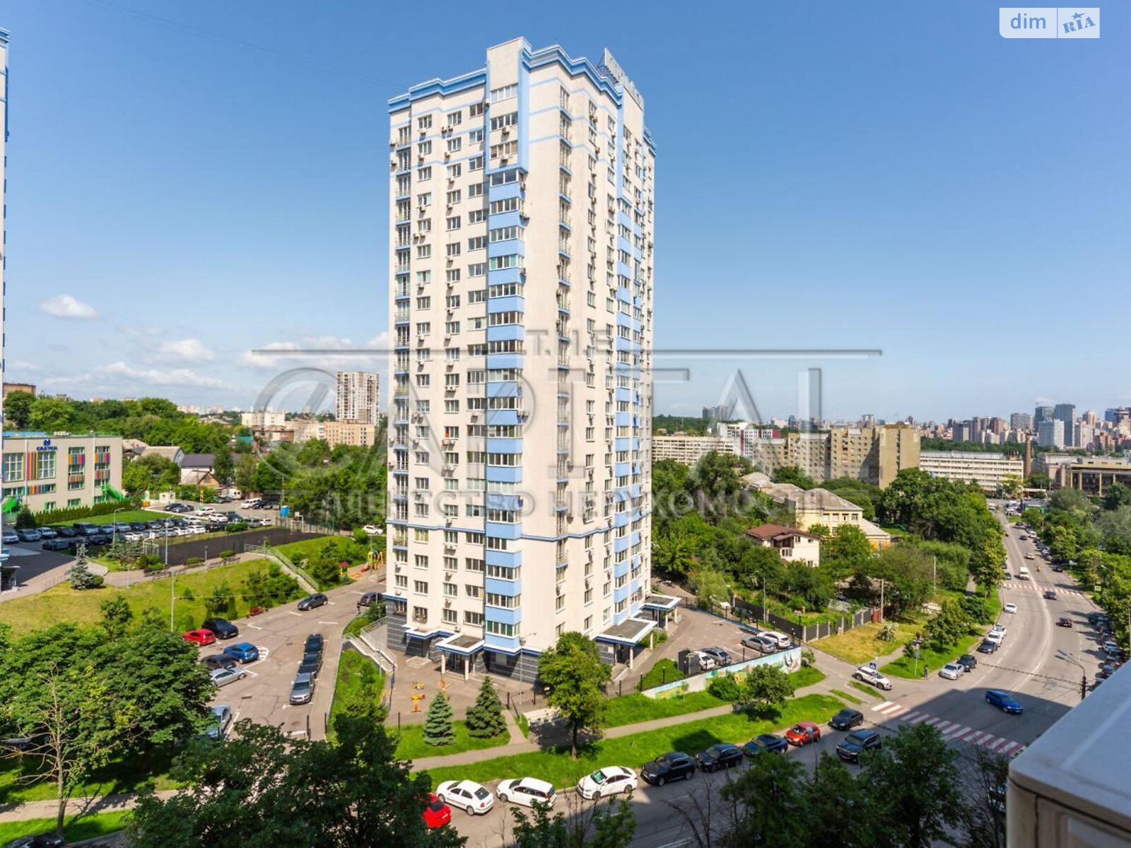 Продажа трехкомнатной квартиры в Киеве, на ул. Демеевская 13, район Демеевка фото 1 Продажа трехкомнатной квартиры в Киеве, на ул. Демеевская 13, район Демеевка фото 1