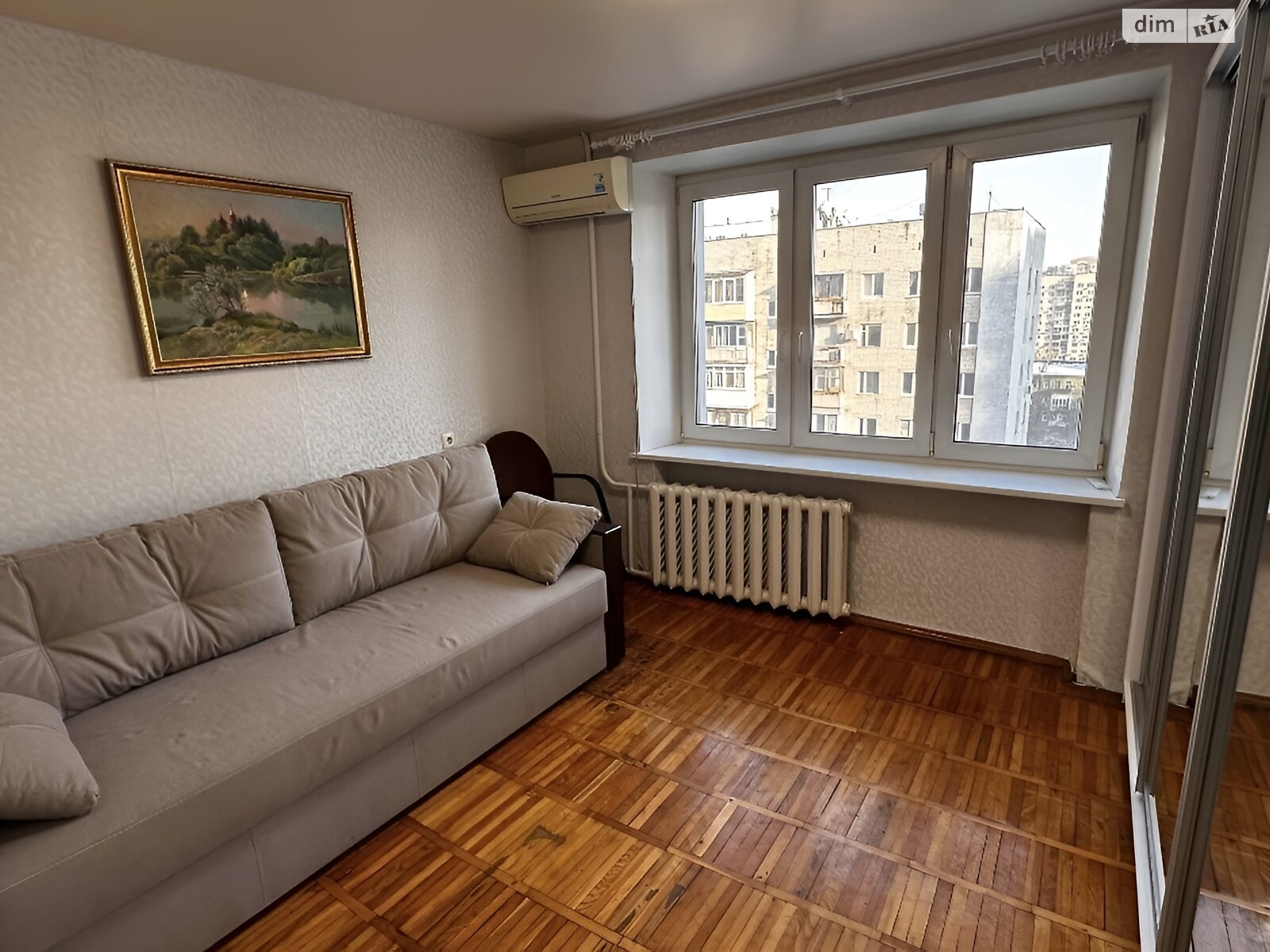 Продажа трехкомнатной квартиры в Киеве, на пер. Демиевский 7, район Демеевка фото 1 Продажа трехкомнатной квартиры в Киеве, на пер. Демиевский 7, район Демеевка фото 1