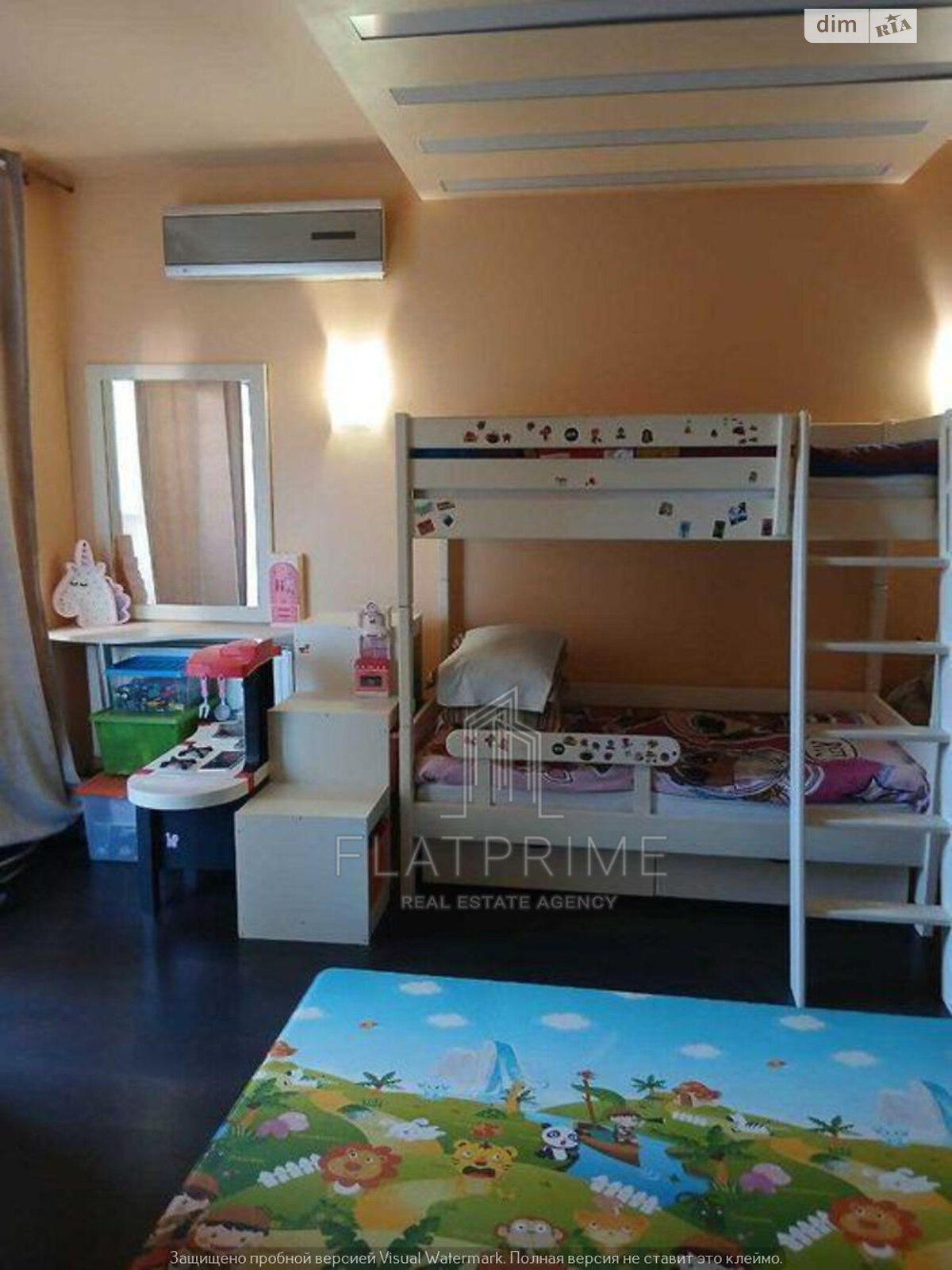 Продаж трикімнатної квартири в Києві, на пл. Голосіївська 13А, район Деміївка фото 1 Продаж трикімнатної квартири в Києві, на пл. Голосіївська 13А, район Деміївка фото 1