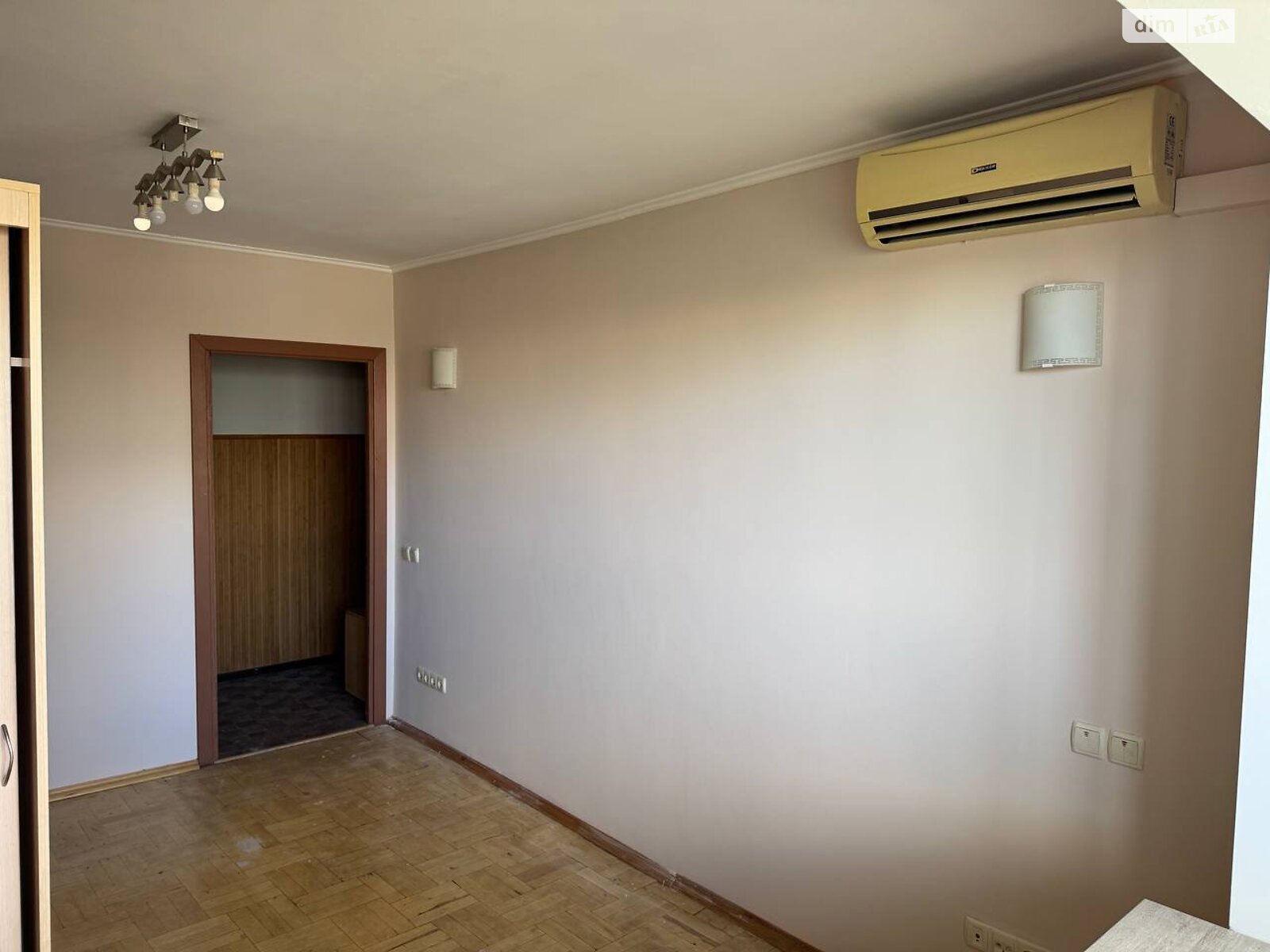 Продажа двухкомнатной квартиры в Киеве, на ул. Голосеевская 16, район Демеевка фото 1