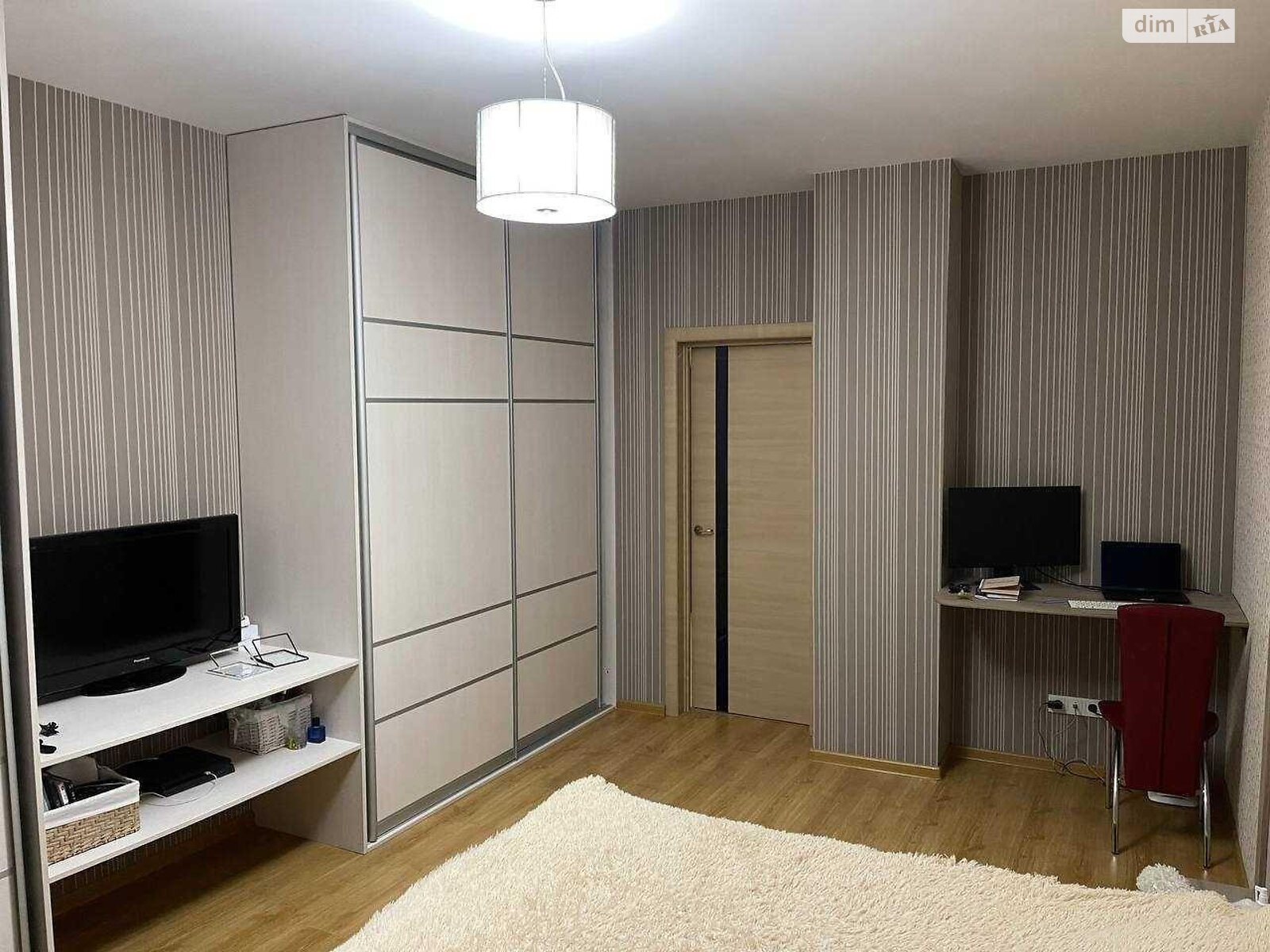 Продажа однокомнатной квартиры в Киеве, на ул. Голосеевская, район Демеевка фото 1 Продажа однокомнатной квартиры в Киеве, на ул. Голосеевская, район Демеевка фото 1