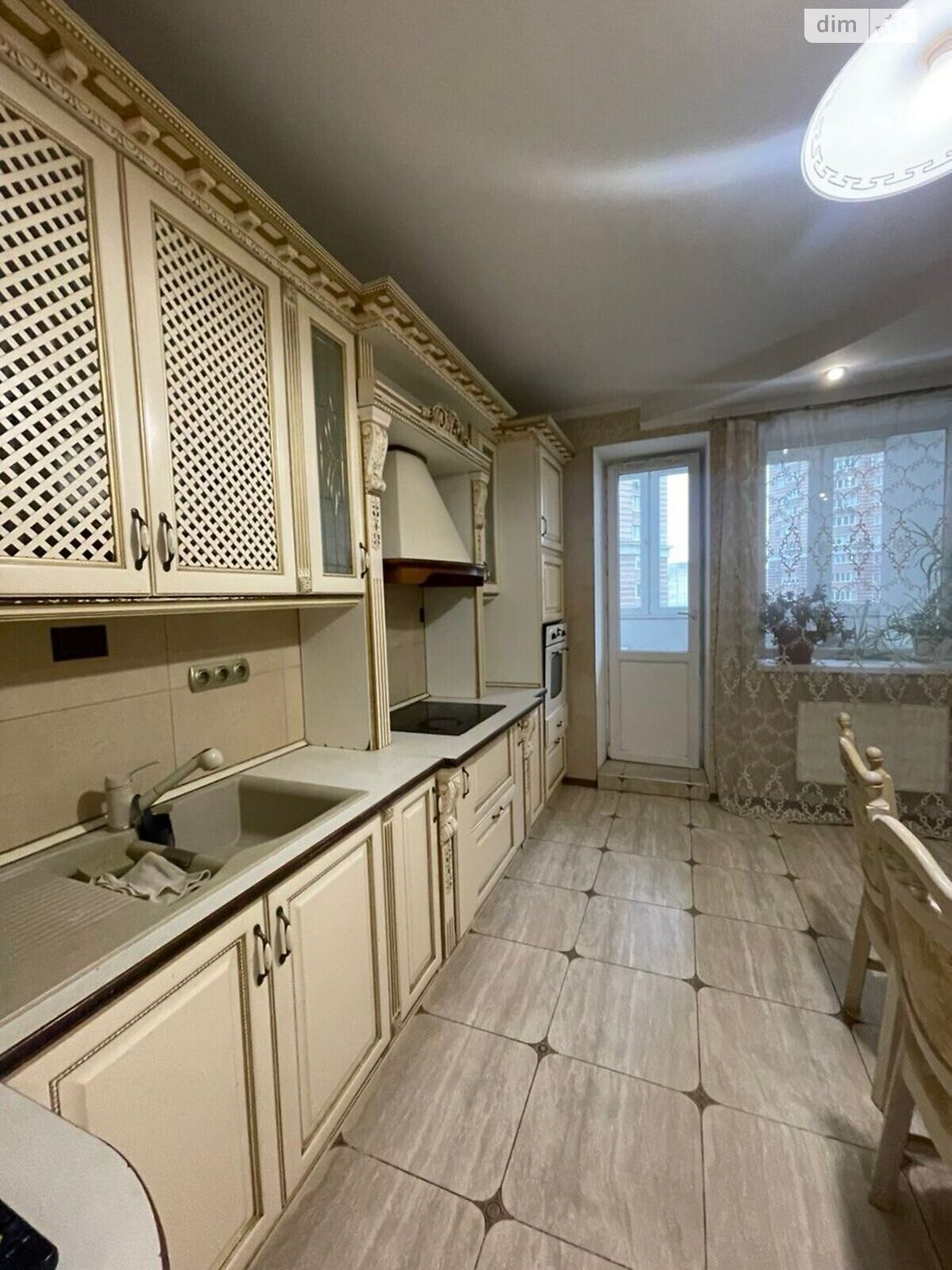 Продажа трехкомнатной квартиры в Киеве, на ул. Голосеевская 13А, район Демеевка фото 1 Продажа трехкомнатной квартиры в Киеве, на ул. Голосеевская 13А, район Демеевка фото 1