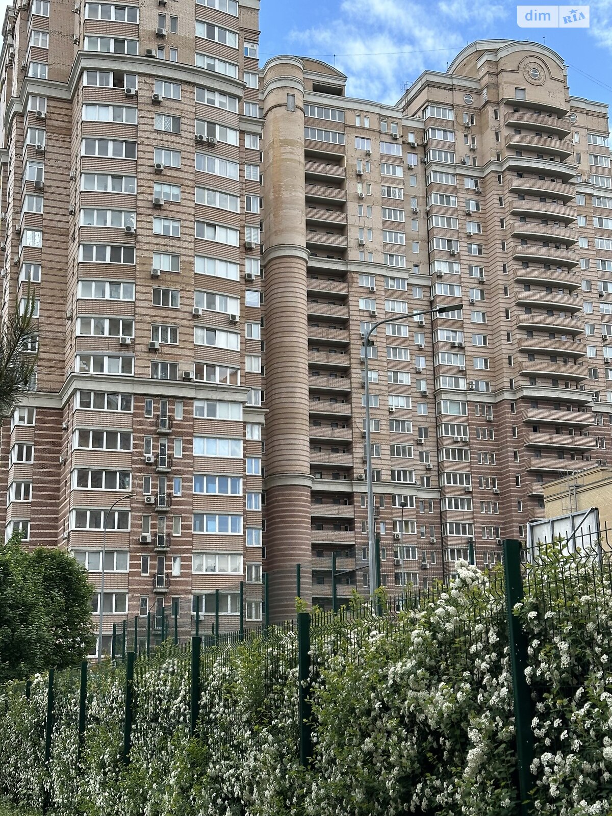 Продаж однокімнатної квартири в Києві, на вул. Голосіївська 13Б, район Голосіївський фото 1 Продаж однокімнатної квартири в Києві, на вул. Голосіївська 13Б, район Голосіївський фото 1