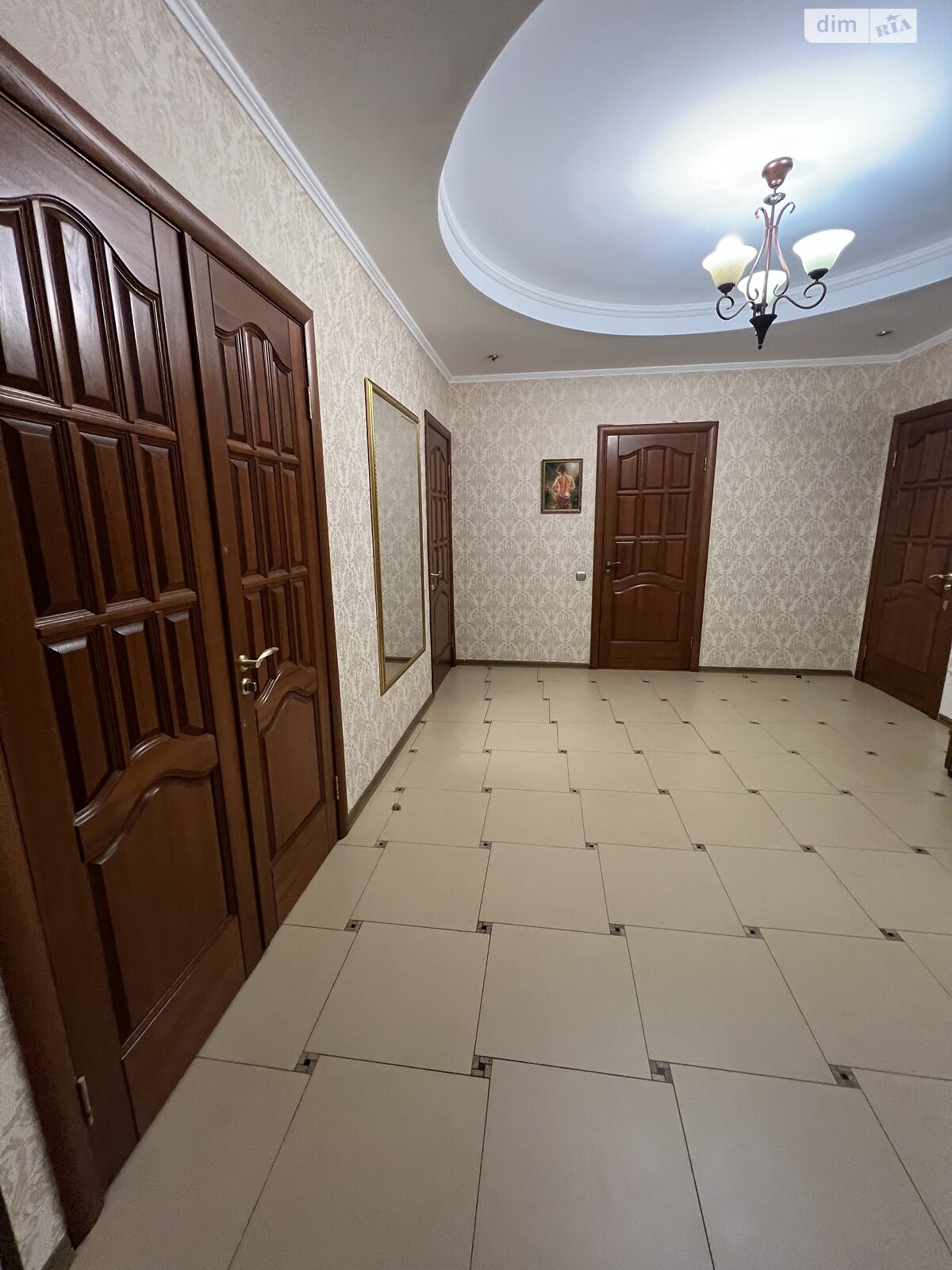Продажа трехкомнатной квартиры в Киеве, на ул. Голосеевская 13А, район Демеевка фото 1 Продажа трехкомнатной квартиры в Киеве, на ул. Голосеевская 13А, район Демеевка фото 1