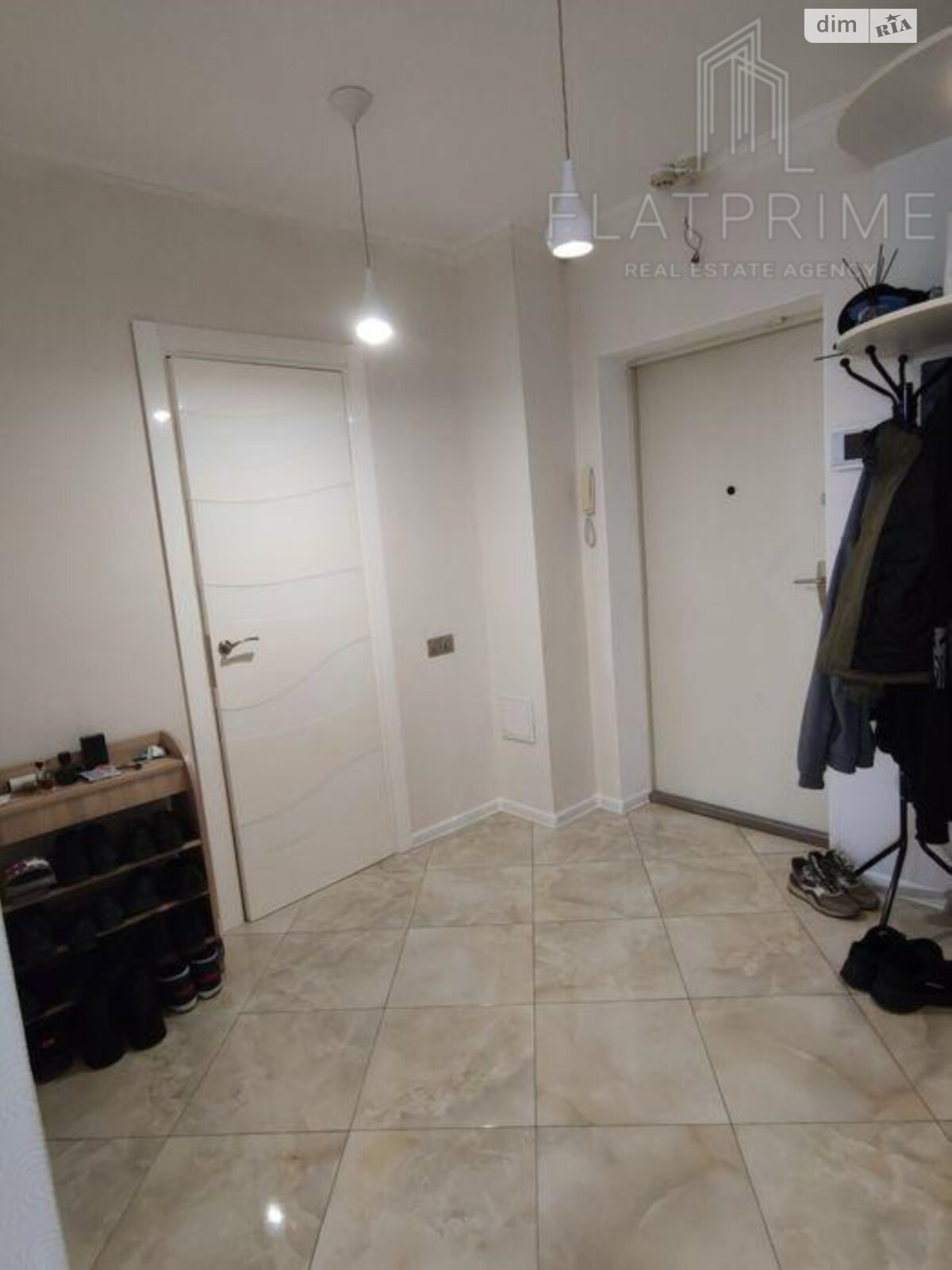 Продажа однокомнатной квартиры в Киеве, на ул. Голосеевская 13А, район Демеевка фото 1 Продажа однокомнатной квартиры в Киеве, на ул. Голосеевская 13А, район Демеевка фото 1