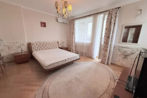 Продаж трикімнатної квартири в Києві, на вул. Голосіївська 13, район Деміївка фото 2