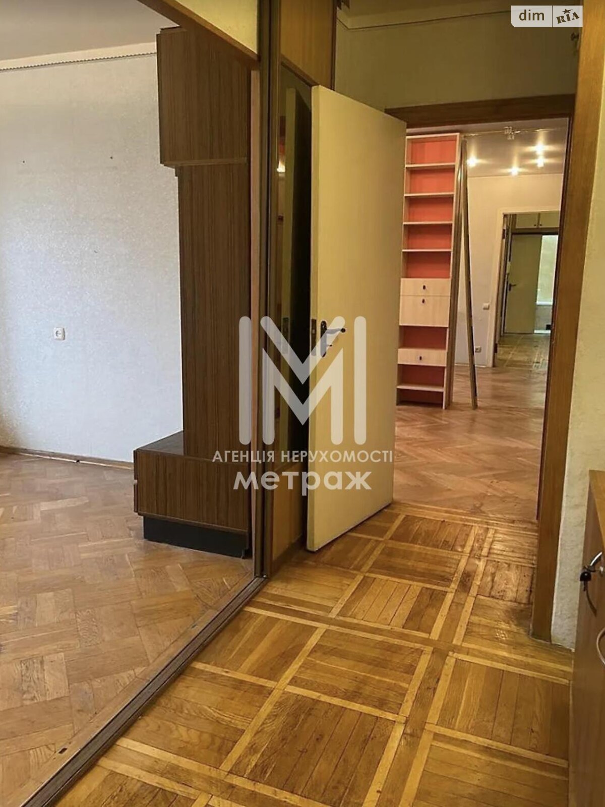 Продажа двухкомнатной квартиры в Киеве, на просп. Голосеевский 25, район Демеевка фото 1 Продажа двухкомнатной квартиры в Киеве, на просп. Голосеевский 25, район Демеевка фото 1
