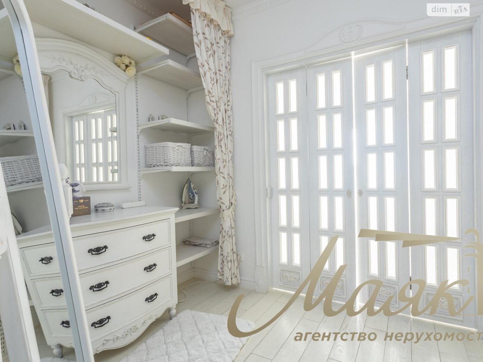 Продажа трехкомнатной квартиры в Киеве, на просп. Голосеевский 60, район Демеевка фото 1 Продажа трехкомнатной квартиры в Киеве, на просп. Голосеевский 60, район Демеевка фото 1