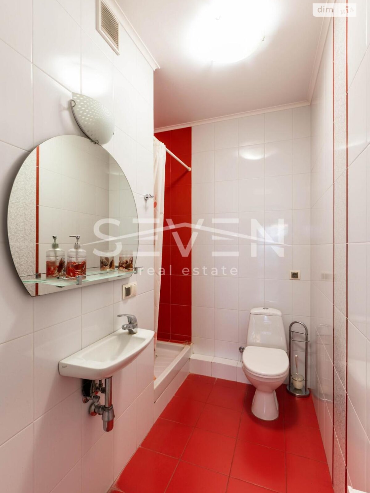 Продажа трехкомнатной квартиры в Киеве, на просп. Голосеевский 62, район Демеевка фото 1 Продажа трехкомнатной квартиры в Киеве, на просп. Голосеевский 62, район Демеевка фото 1