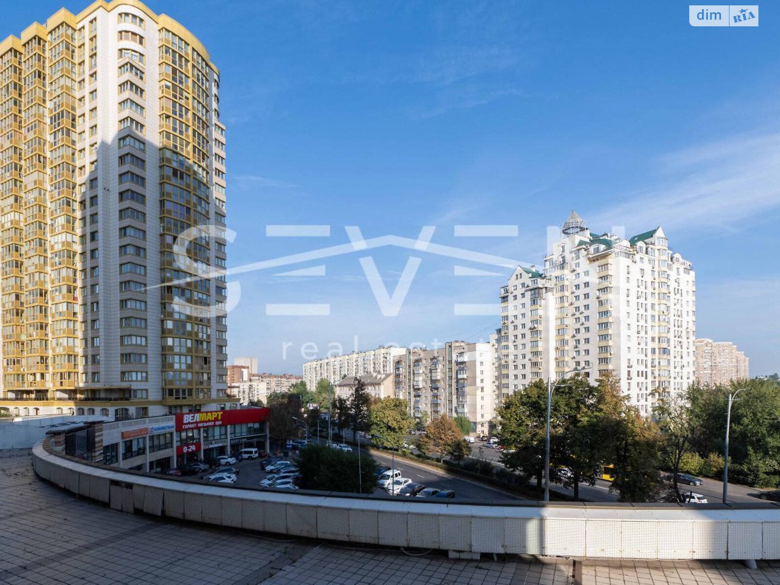 Продаж трикімнатної квартири в Києві, на просп. Голосіївський 62, район Деміївка фото 1 Продаж трикімнатної квартири в Києві, на просп. Голосіївський 62, район Деміївка фото 1