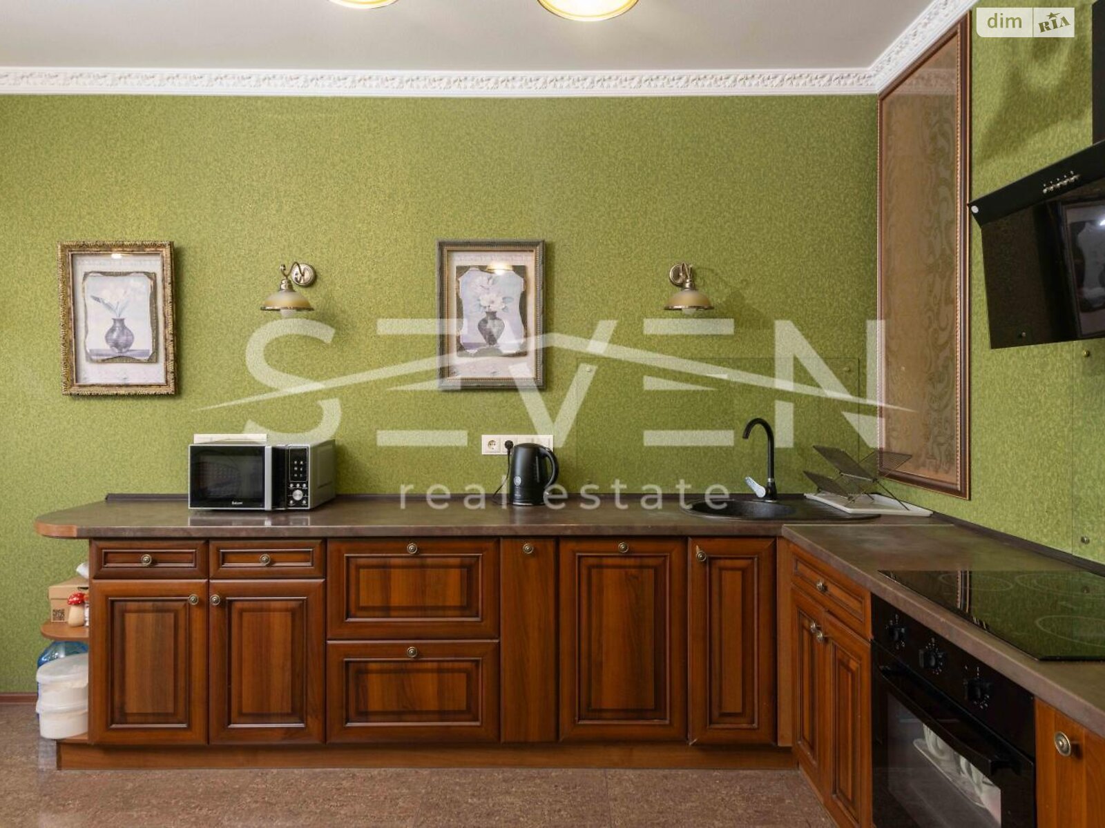Продаж трикімнатної квартири в Києві, на просп. Голосіївський 62, район Деміївка фото 1 Продаж трикімнатної квартири в Києві, на просп. Голосіївський 62, район Деміївка фото 1