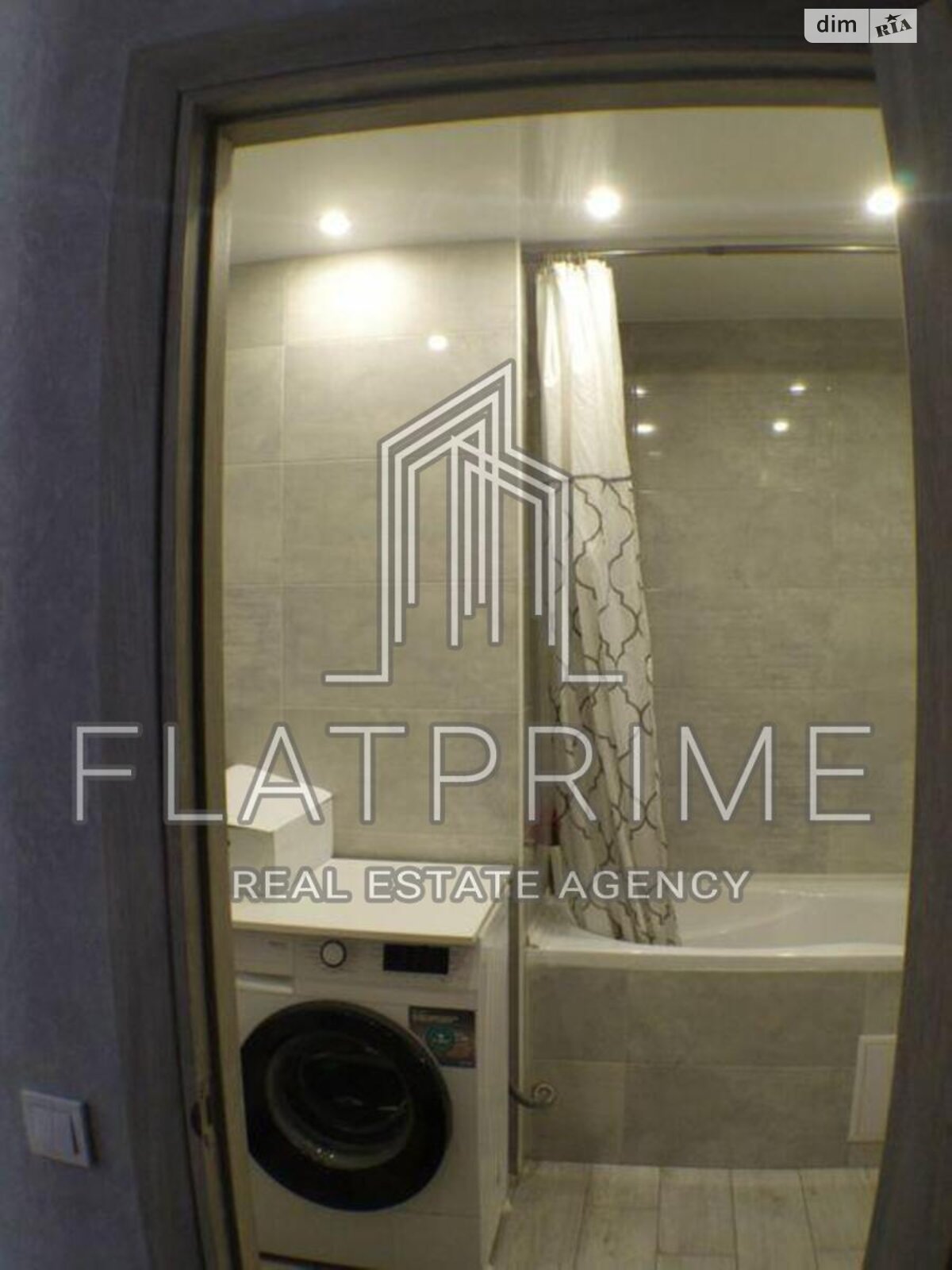 Продаж трикімнатної квартири в Києві, на просп. Голосіївський 46, район Деміївка фото 1 Продаж трикімнатної квартири в Києві, на просп. Голосіївський 46, район Деміївка фото 1