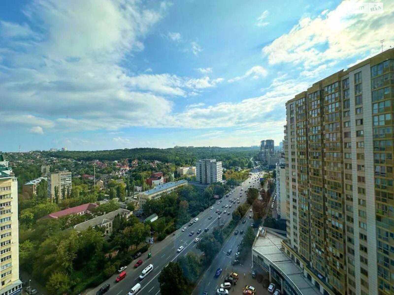 Продаж трикімнатної квартири в Києві, на просп. Голосіївський 58, район Деміївка фото 1 Продаж трикімнатної квартири в Києві, на просп. Голосіївський 58, район Деміївка фото 1