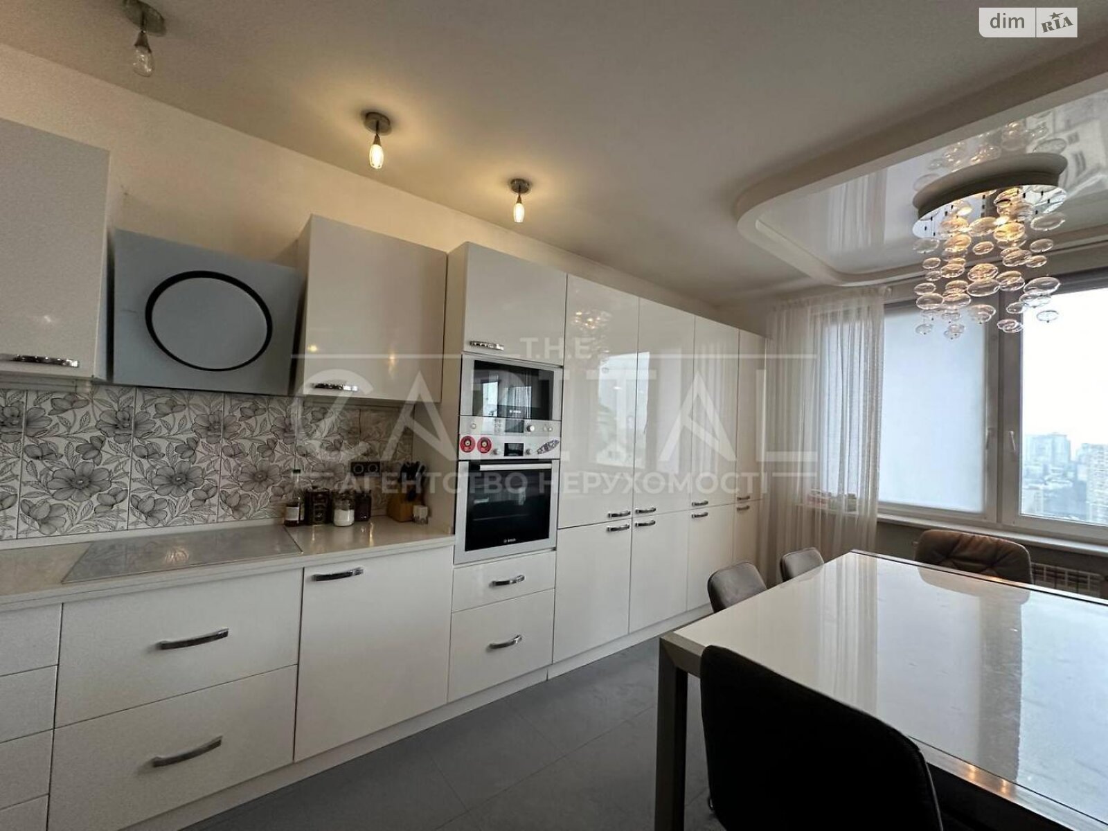 Продажа трехкомнатной квартиры в Киеве, на просп. Голосеевский 58, район Демеевка фото 1