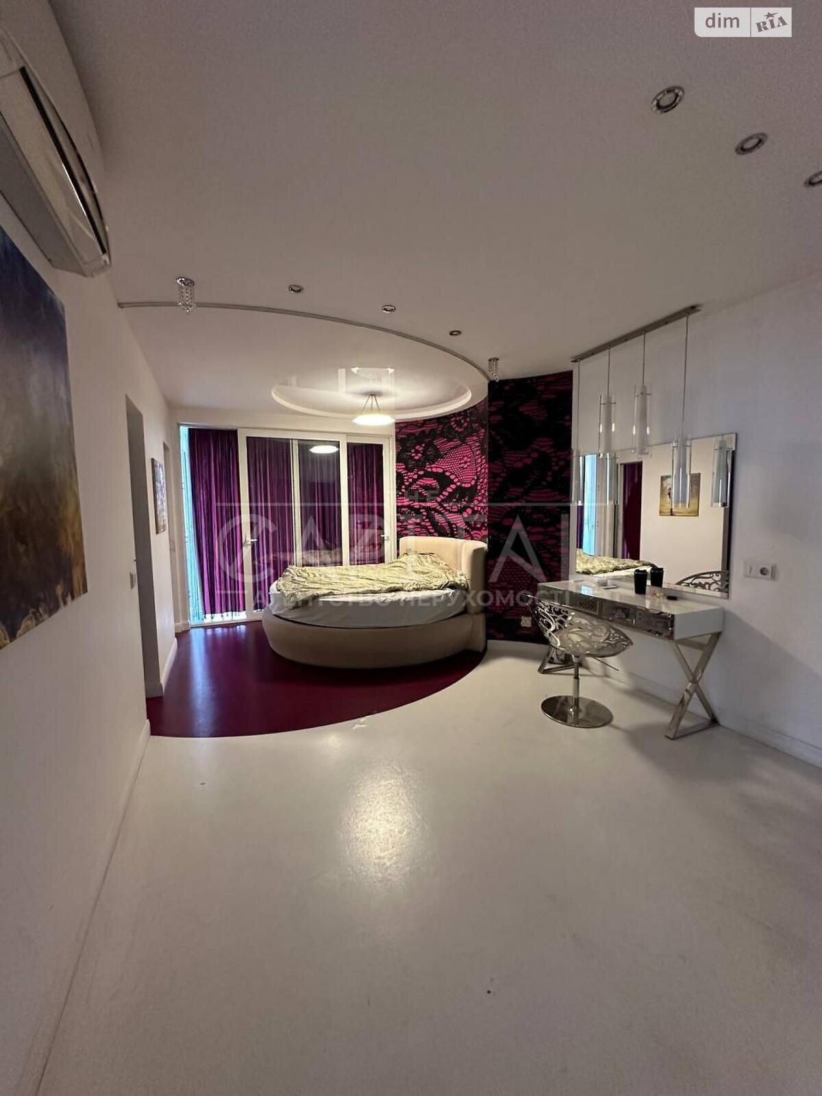 Продажа трехкомнатной квартиры в Киеве, на просп. Голосеевский 58, район Демеевка фото 1