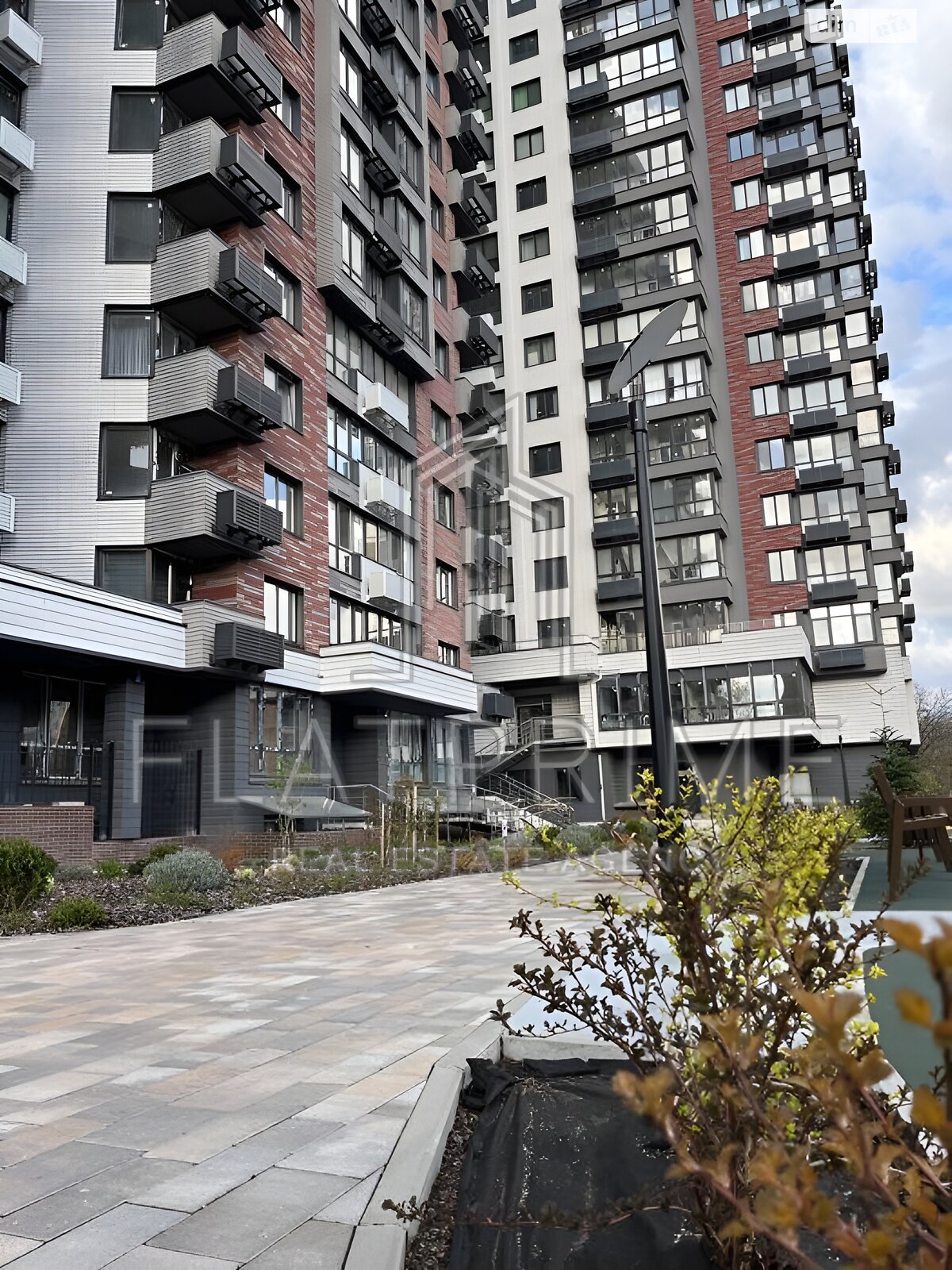 Продажа двухкомнатной квартиры в Киеве, на ул. Костанайская 13, район Демеевка фото 1 Продажа двухкомнатной квартиры в Киеве, на ул. Костанайская 13, район Демеевка фото 1
