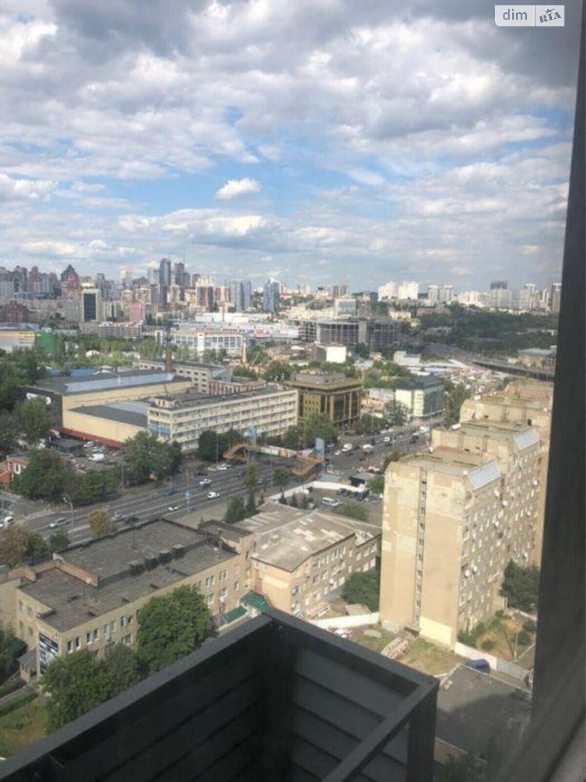 Продажа трехкомнатной квартиры в Киеве, на ул. Костанайская 13, район Демеевка фото 1 Продажа трехкомнатной квартиры в Киеве, на ул. Костанайская 13, район Демеевка фото 1