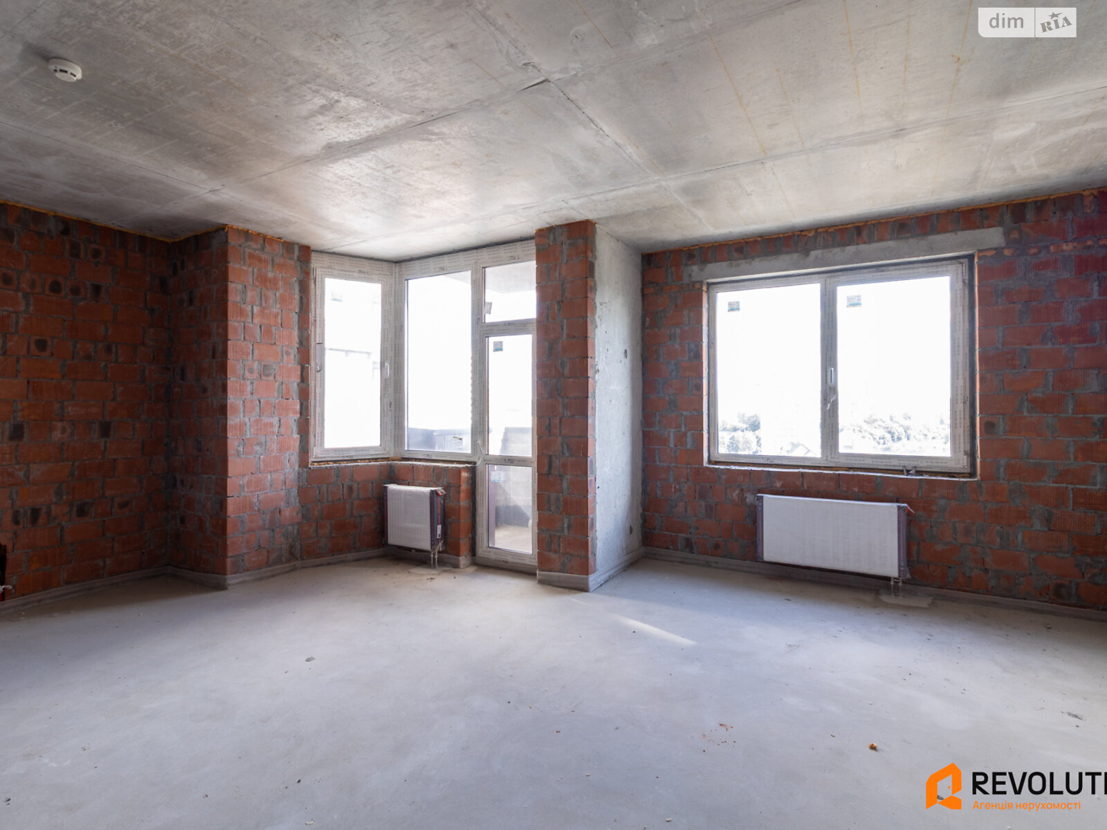 Продажа однокомнатной квартиры в Киеве, на ул. Костанайская 13, район Демеевка фото 1