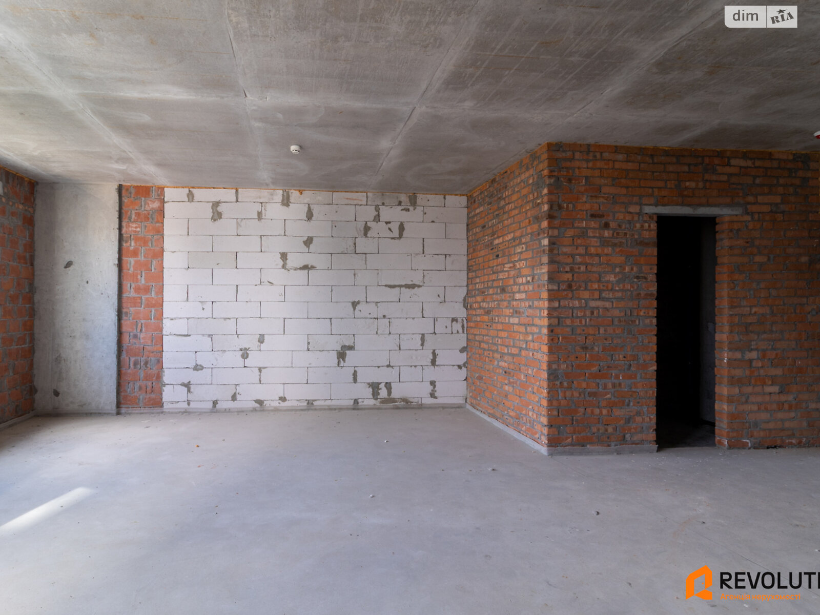 Продажа однокомнатной квартиры в Киеве, на ул. Костанайская 13, район Демеевка фото 1