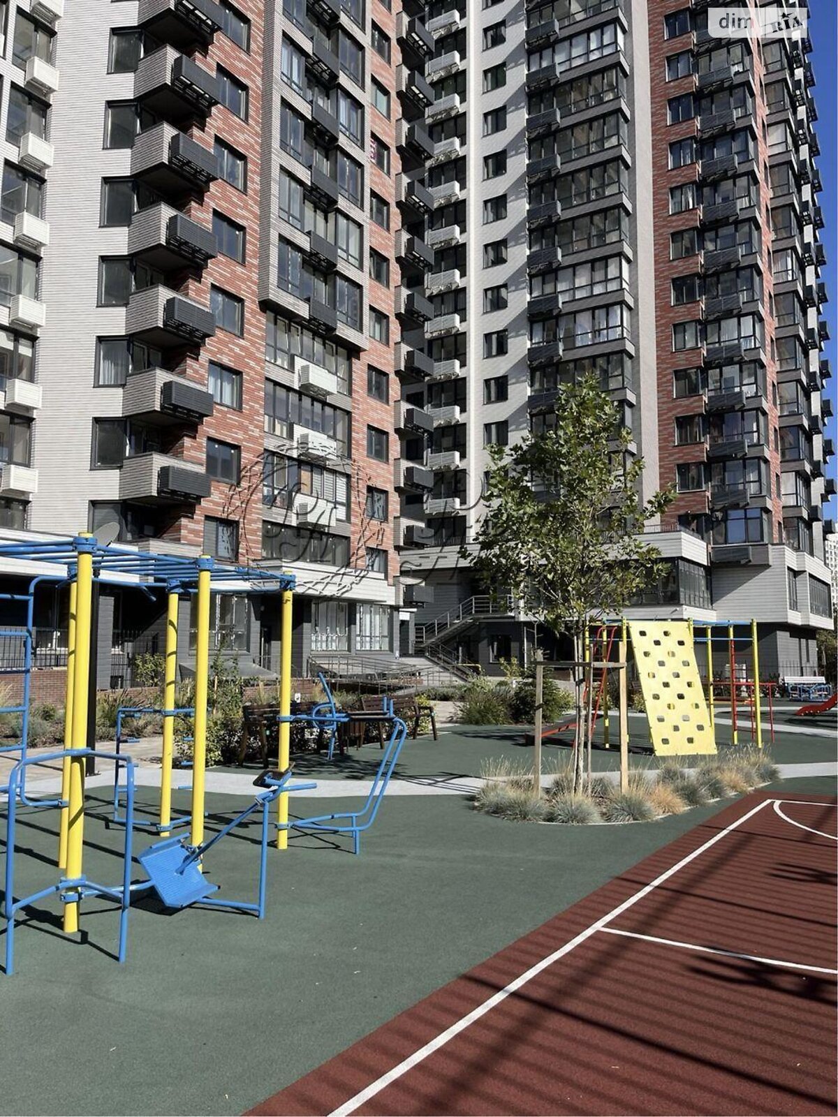Продажа трехкомнатной квартиры в Киеве, на ул. Костанайская 13А, район Демеевка фото 1 Продажа трехкомнатной квартиры в Киеве, на ул. Костанайская 13А, район Демеевка фото 1