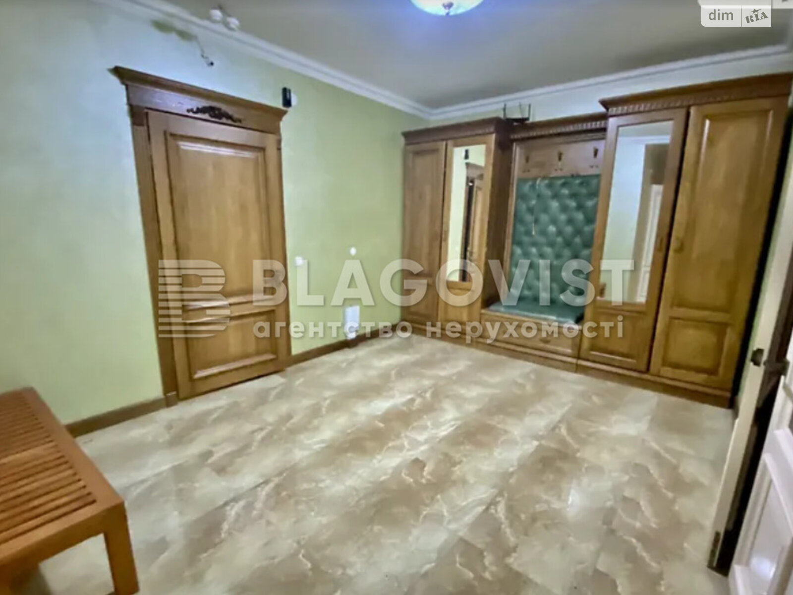 Продаж трикімнатної квартири в Києві, на просп. Червонозоряний 150Д, район Деміївка фото 1 Продаж трикімнатної квартири в Києві, на просп. Червонозоряний 150Д, район Деміївка фото 1