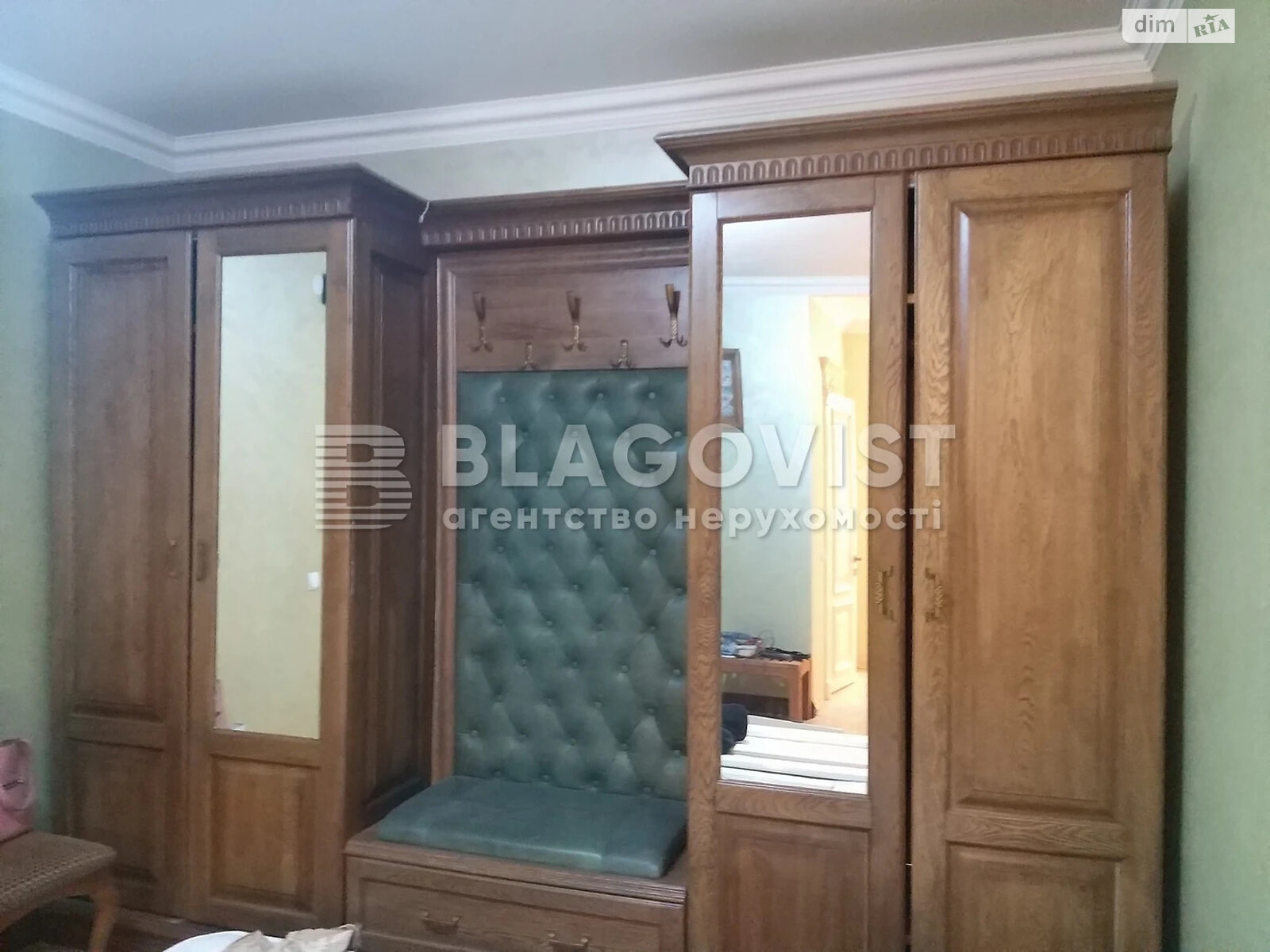 Продаж трикімнатної квартири в Києві, на просп. Червонозоряний 150Д, район Деміївка фото 1 Продаж трикімнатної квартири в Києві, на просп. Червонозоряний 150Д, район Деміївка фото 1