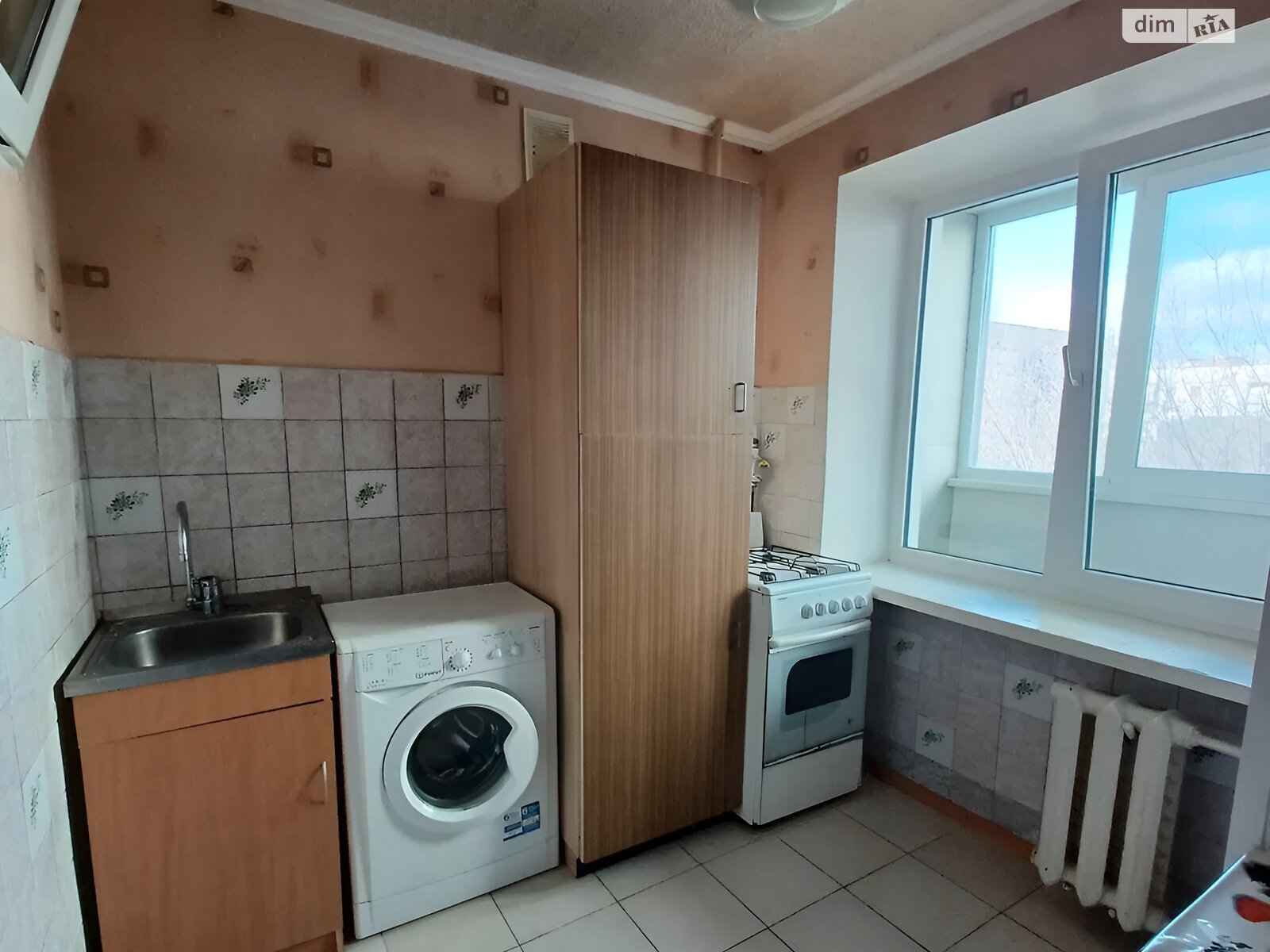 Продаж однокімнатної квартири в Києві, на просп. Науки 13, район Деміївка фото 1 Продаж однокімнатної квартири в Києві, на просп. Науки 13, район Деміївка фото 1