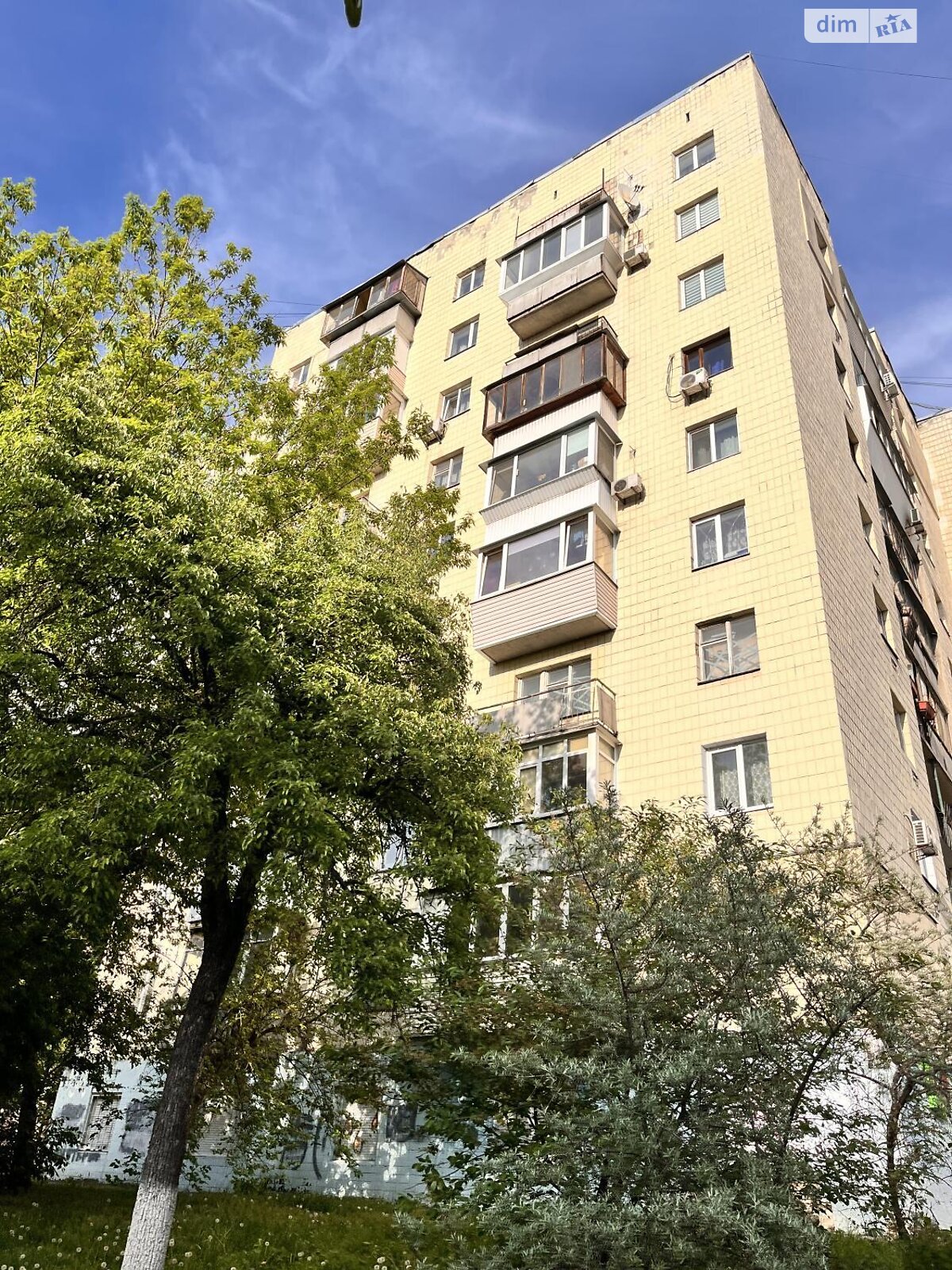 Продаж однокімнатної квартири в Києві, на просп. Науки 13, район Деміївка фото 1 Продаж однокімнатної квартири в Києві, на просп. Науки 13, район Деміївка фото 1