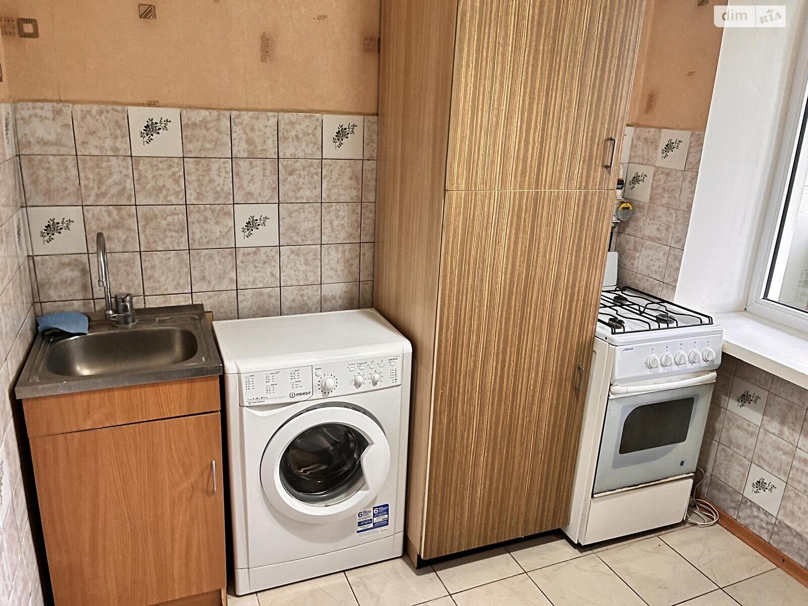 Продаж однокімнатної квартири в Києві, на просп. Науки 13, район Деміївка фото 1 Продаж однокімнатної квартири в Києві, на просп. Науки 13, район Деміївка фото 1