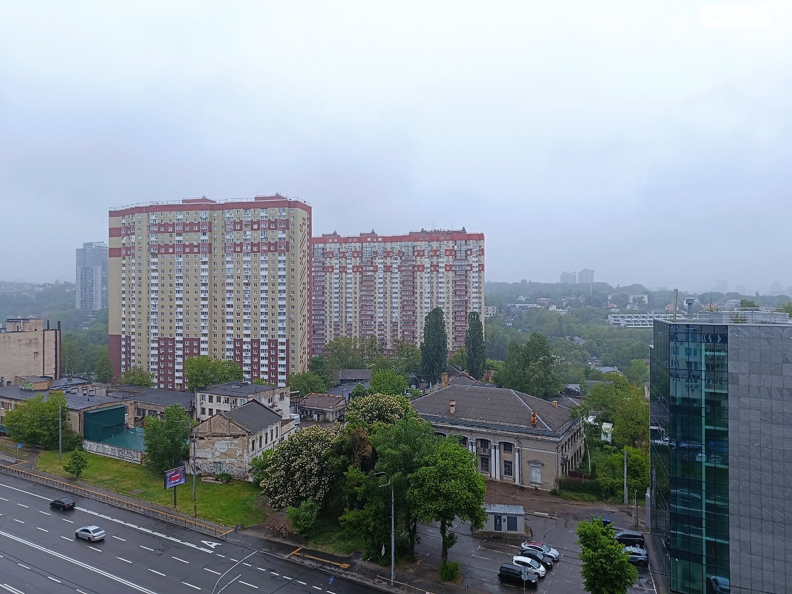Продаж трикімнатної квартири в Києві, на просп. Валерія Лобановського, район Деміївка фото 1 Продаж трикімнатної квартири в Києві, на просп. Валерія Лобановського, район Деміївка фото 1