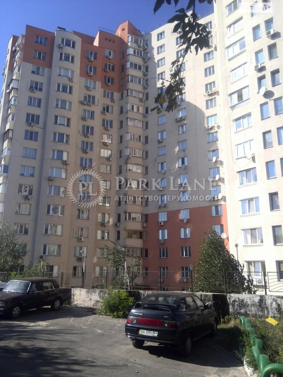 Продаж двокімнатної квартири в Києві, на просп. Валерія Лобановського 126Г, район Деміївка фото 1 Продаж двокімнатної квартири в Києві, на просп. Валерія Лобановського 126Г, район Деміївка фото 1