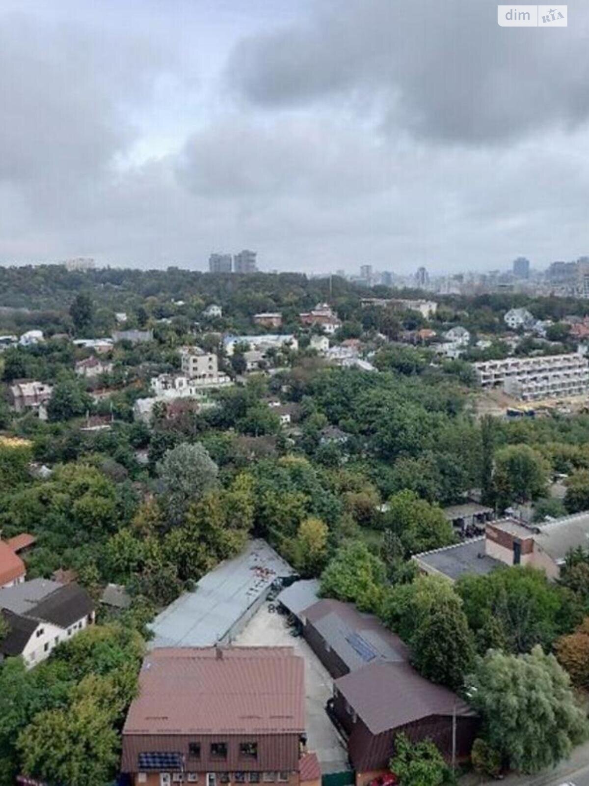 Продажа трехкомнатной квартиры в Киеве, на пер. Ясиноватский 10, район Демеевка фото 1