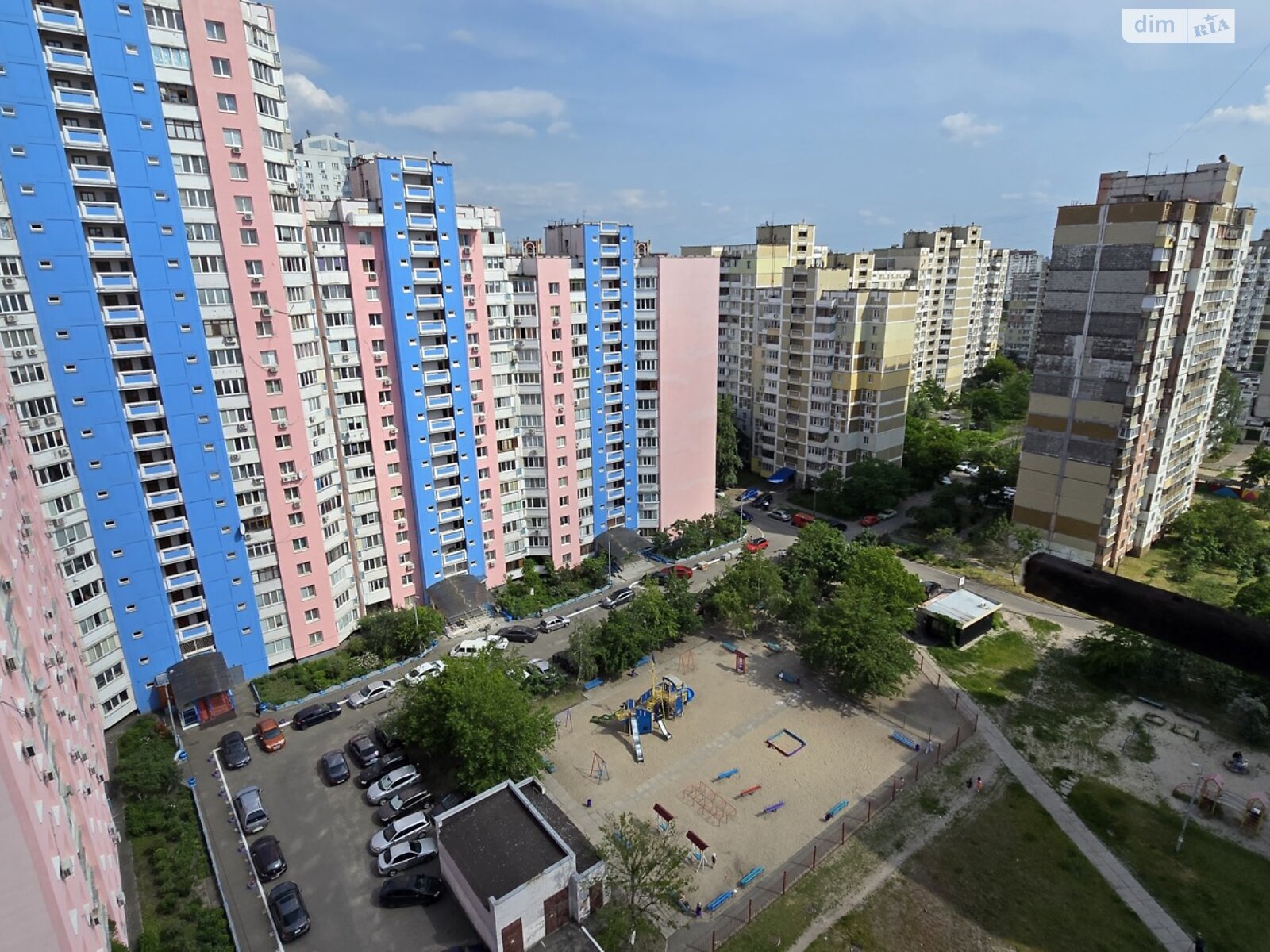 Продаж однокімнатної квартири в Києві, на просп. Червоної Калини 93А, район Деснянський фото 1 Продаж однокімнатної квартири в Києві, на просп. Червоної Калини 93А, район Деснянський фото 1